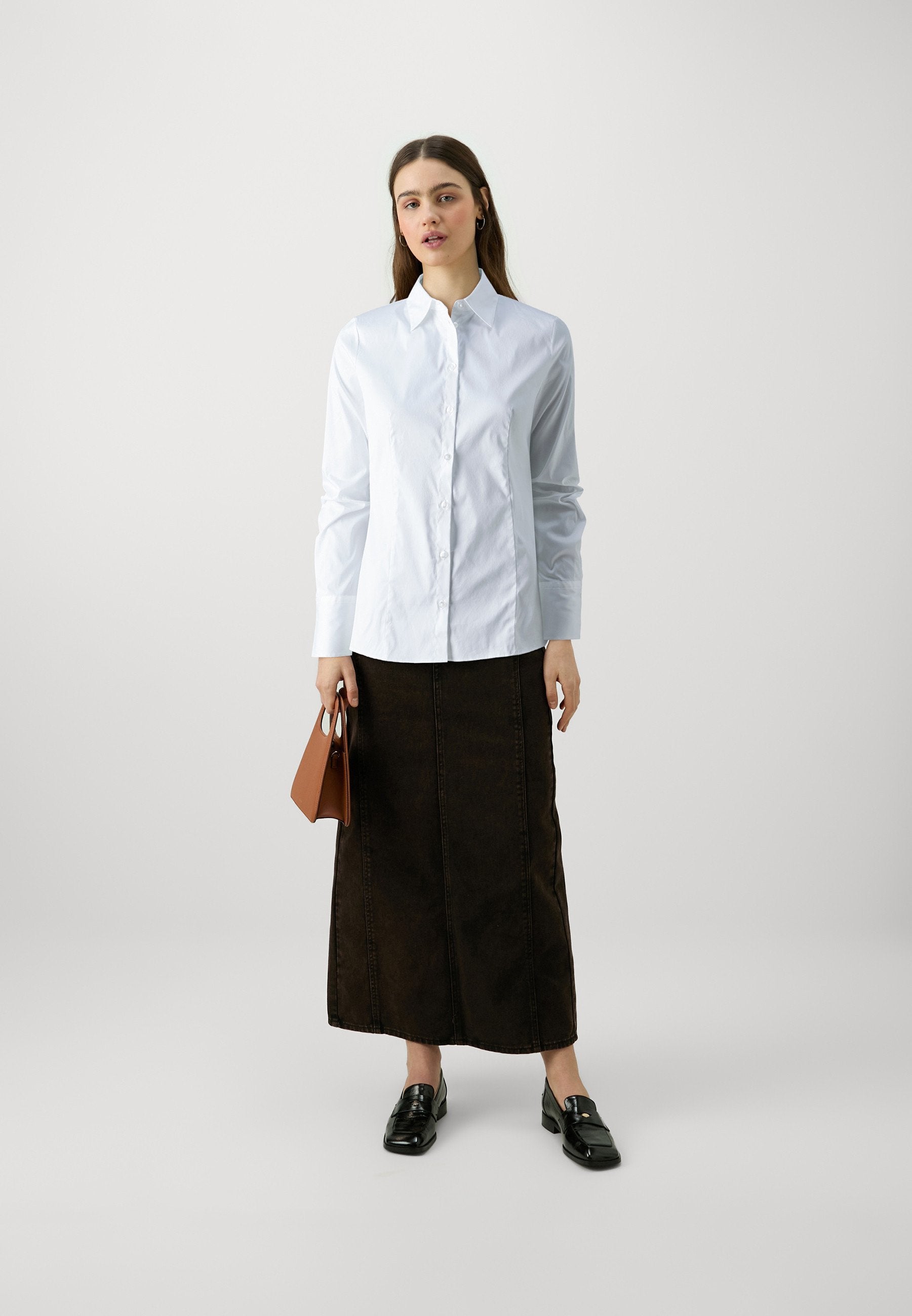 THE FITTED  - Button-down blouse - white