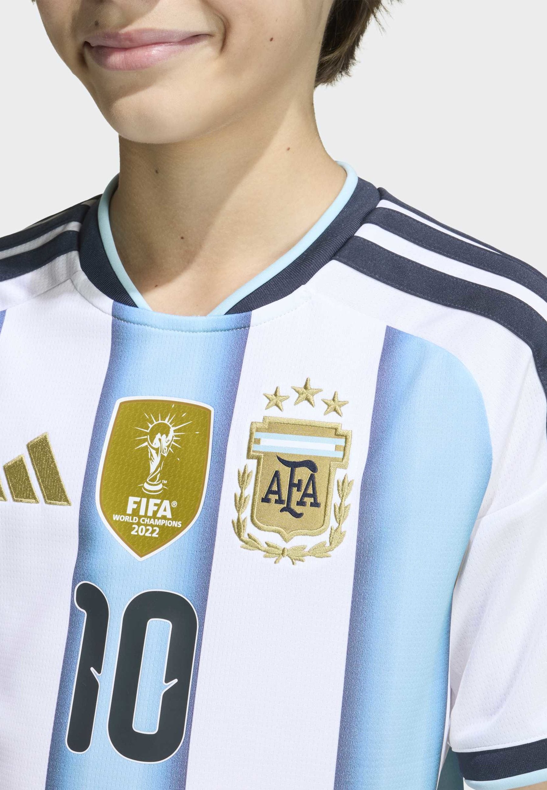 ARGENTINA 26 HOME MESSI - National team wear - white icey blue light blue