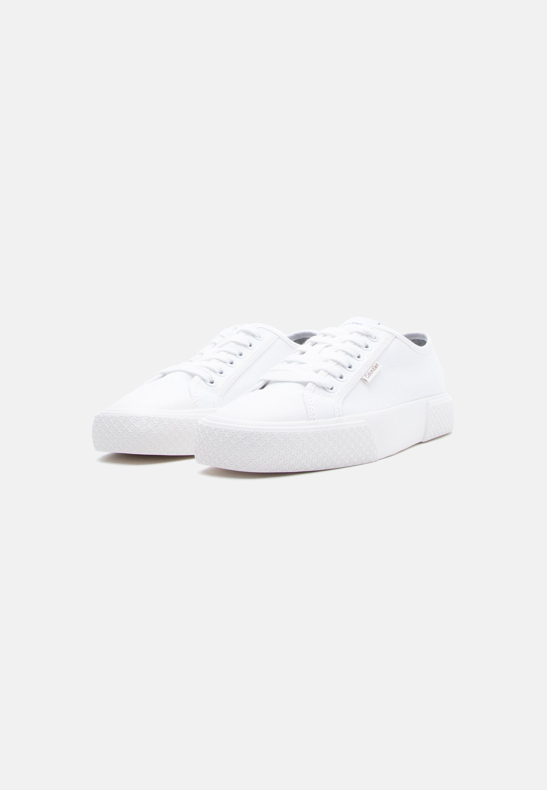 Trainers - bright white