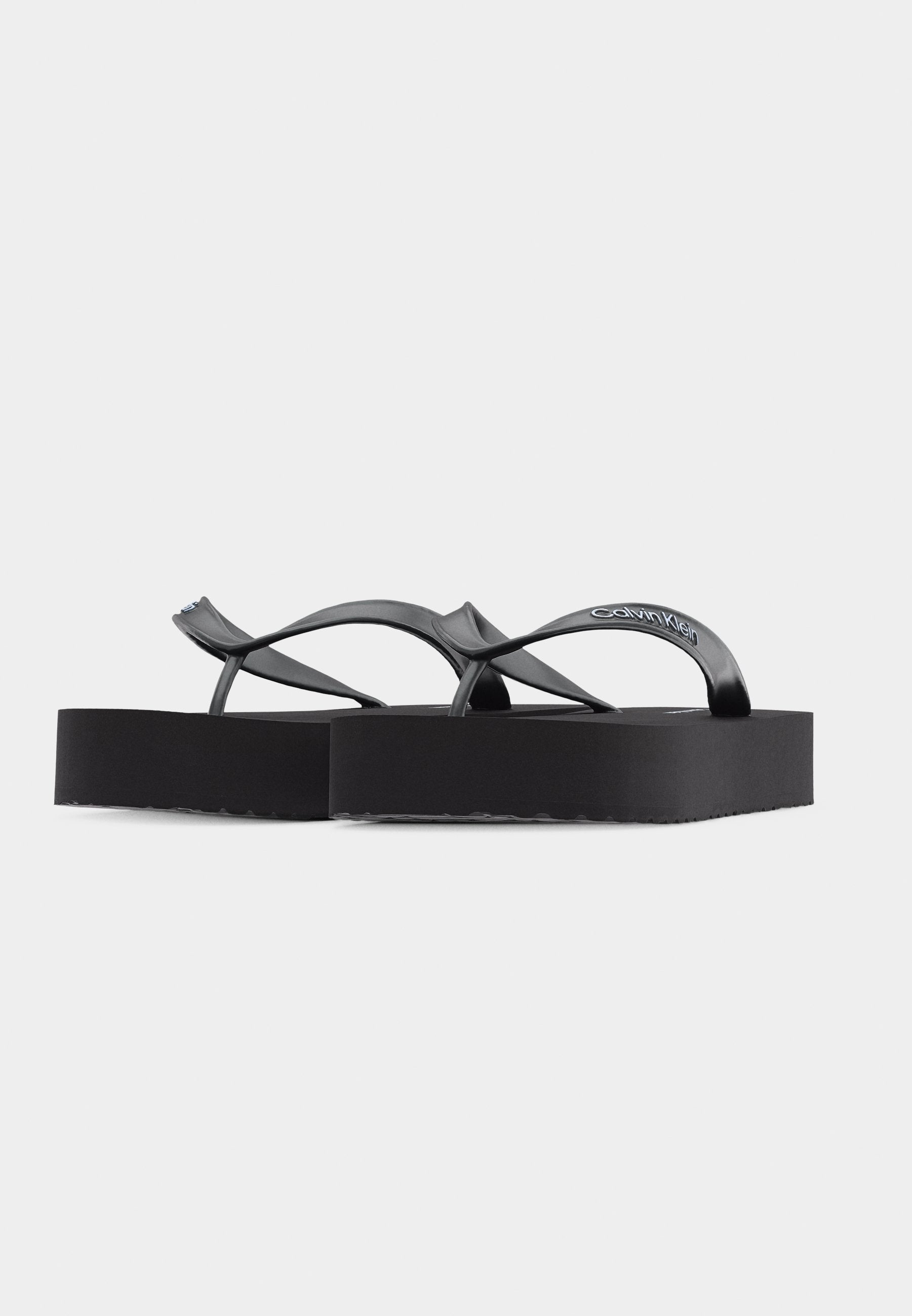 Pool slides - triple black