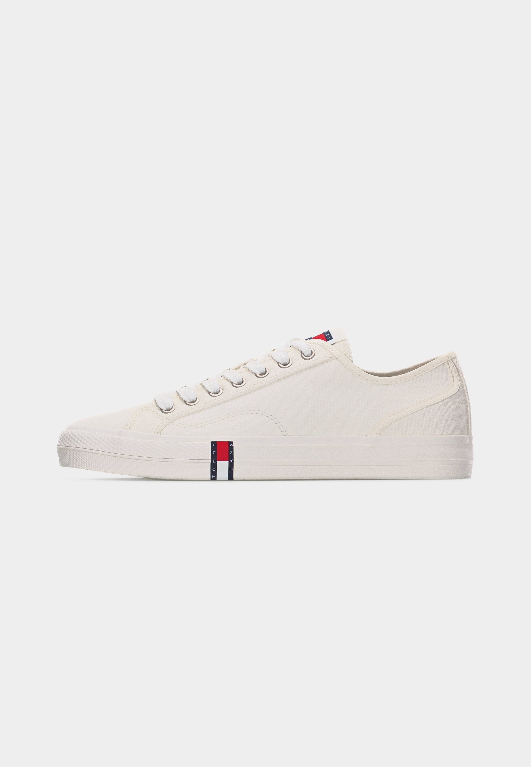 ARCHIVE FLAG STRIPE CANVAS TRAINERS - Trainers - ecru