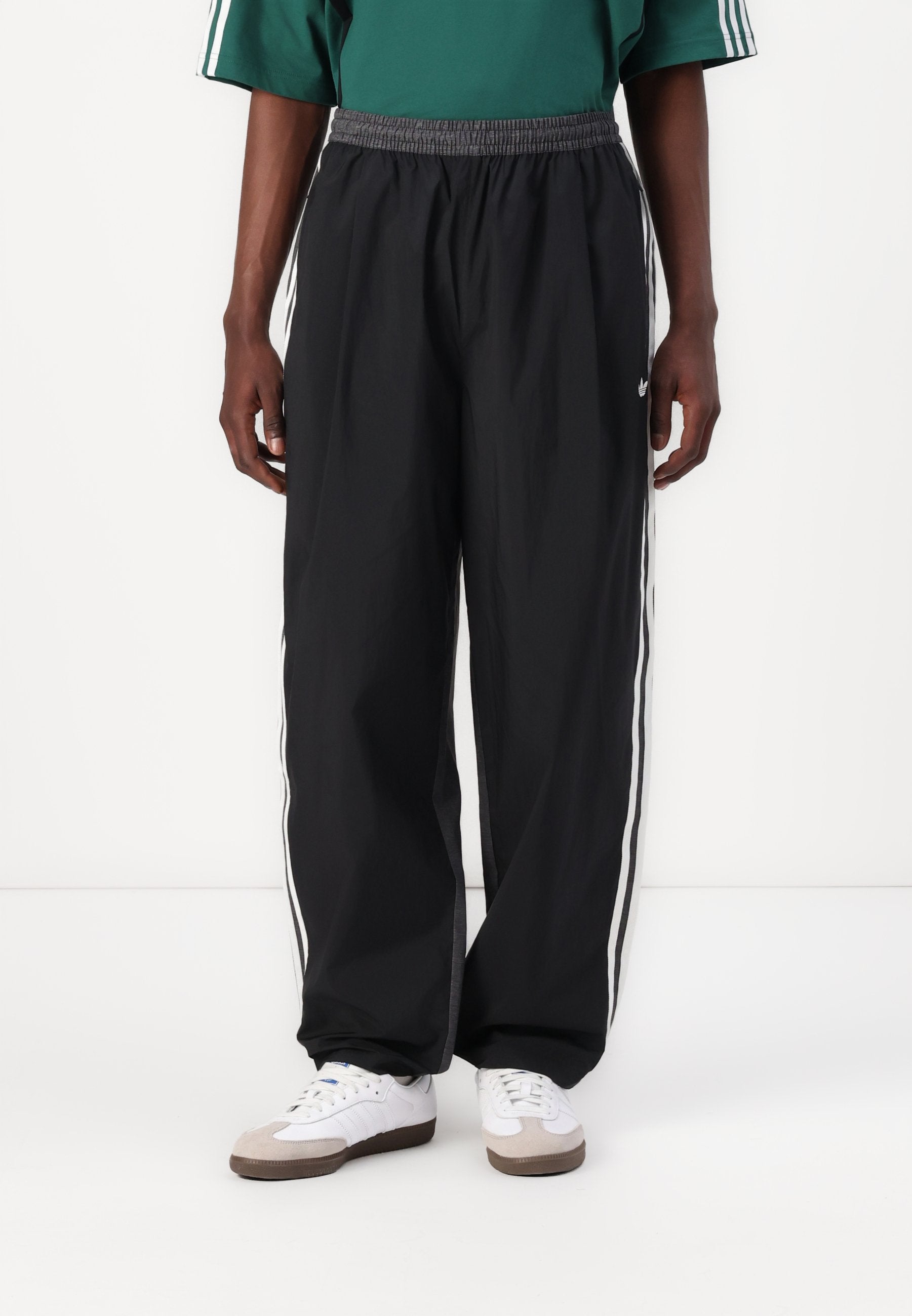 Tracksuit bottoms - black