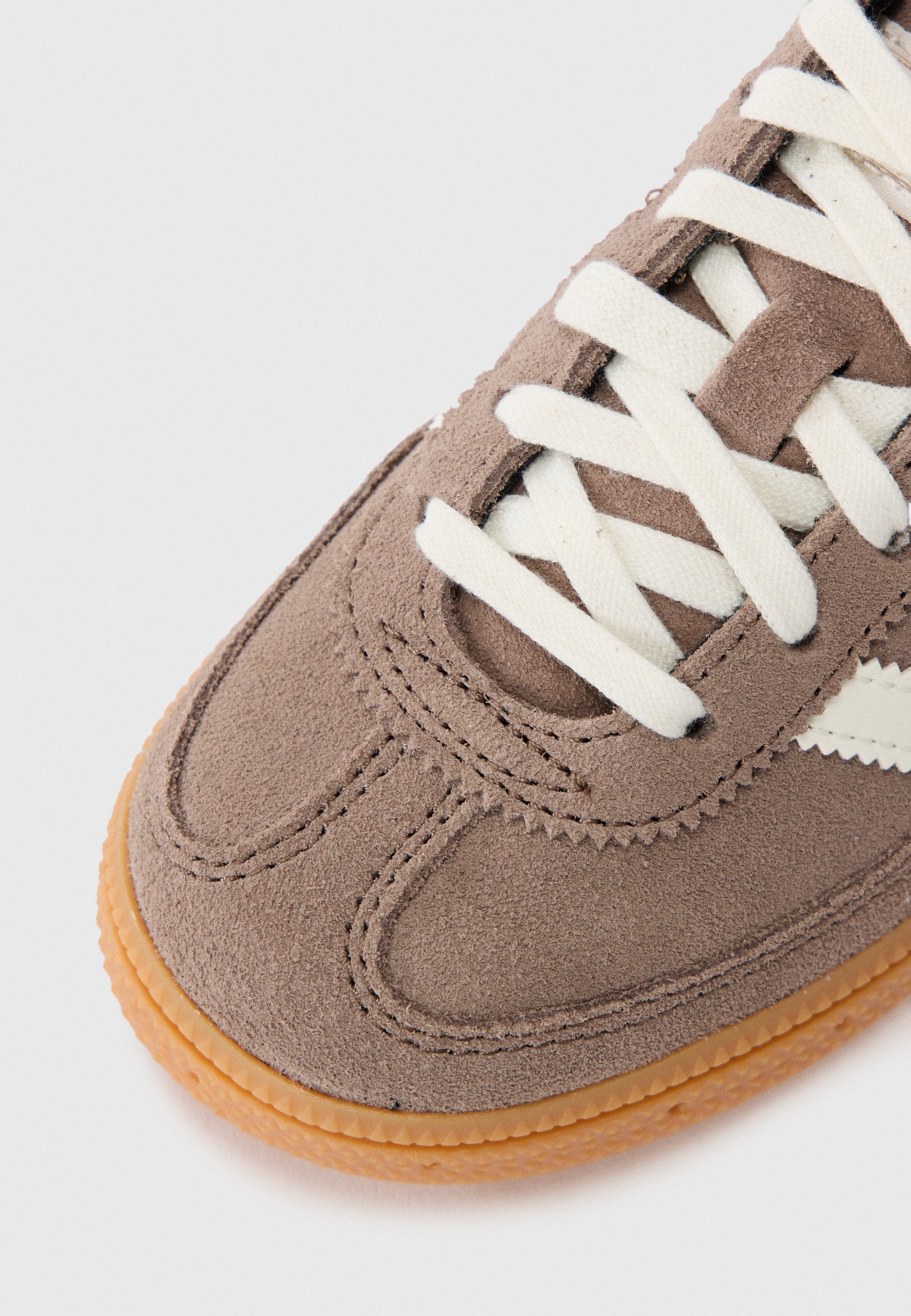 HANDBALL SPEZIAL C - Trainers - earth strata/off white/gum