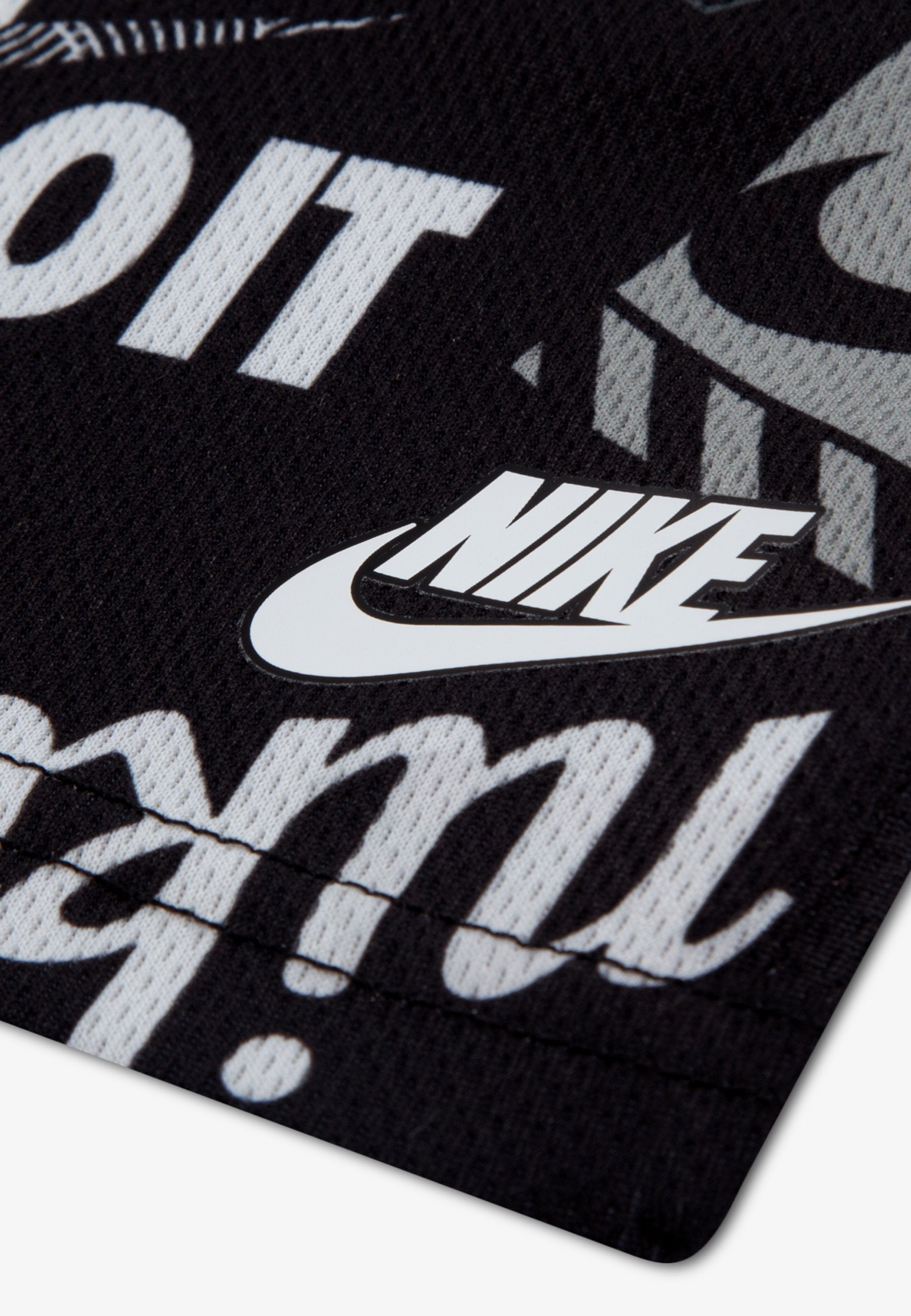 SET - Shorts - black