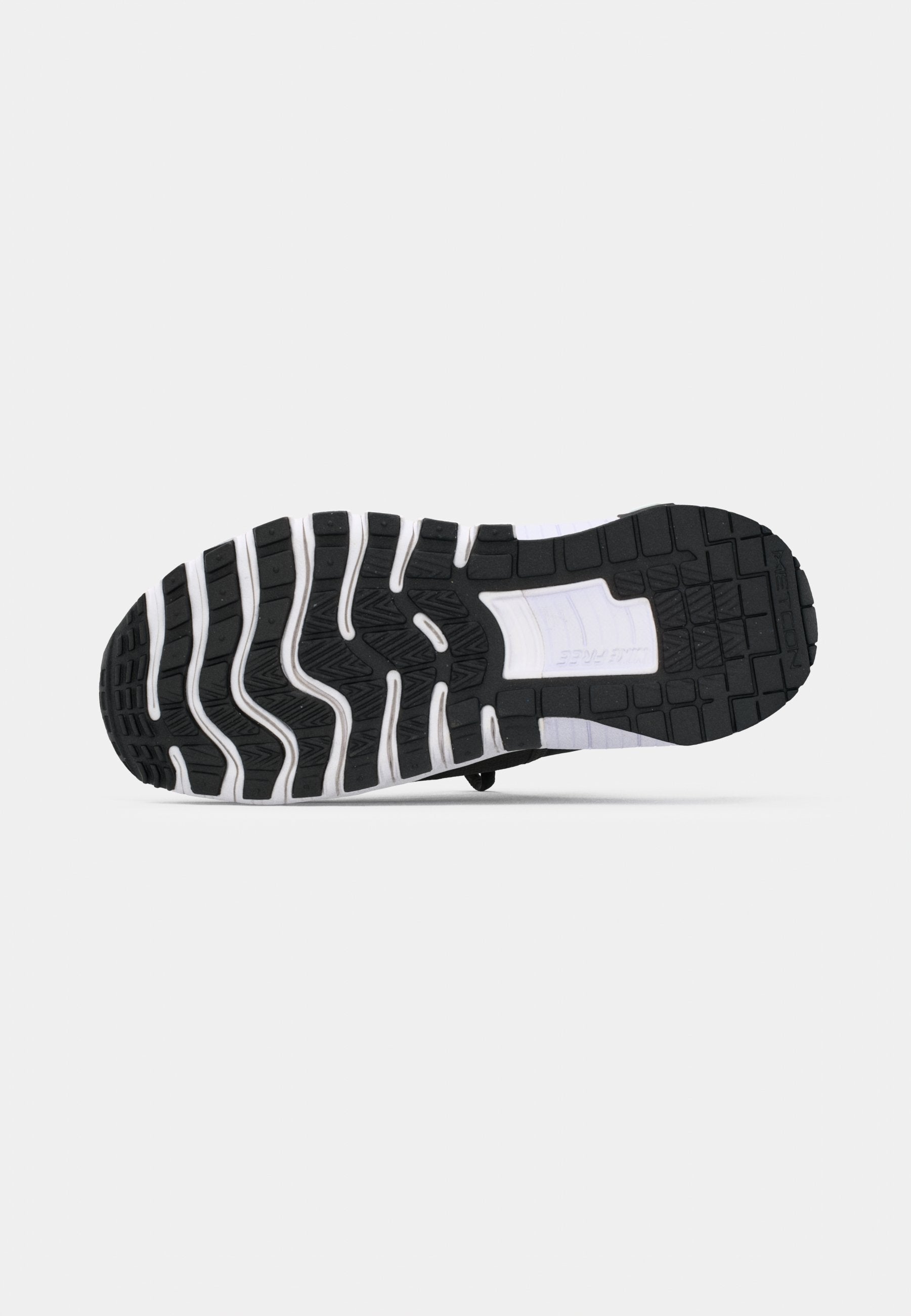 FREE METCON 6 - Training shoe - black/white