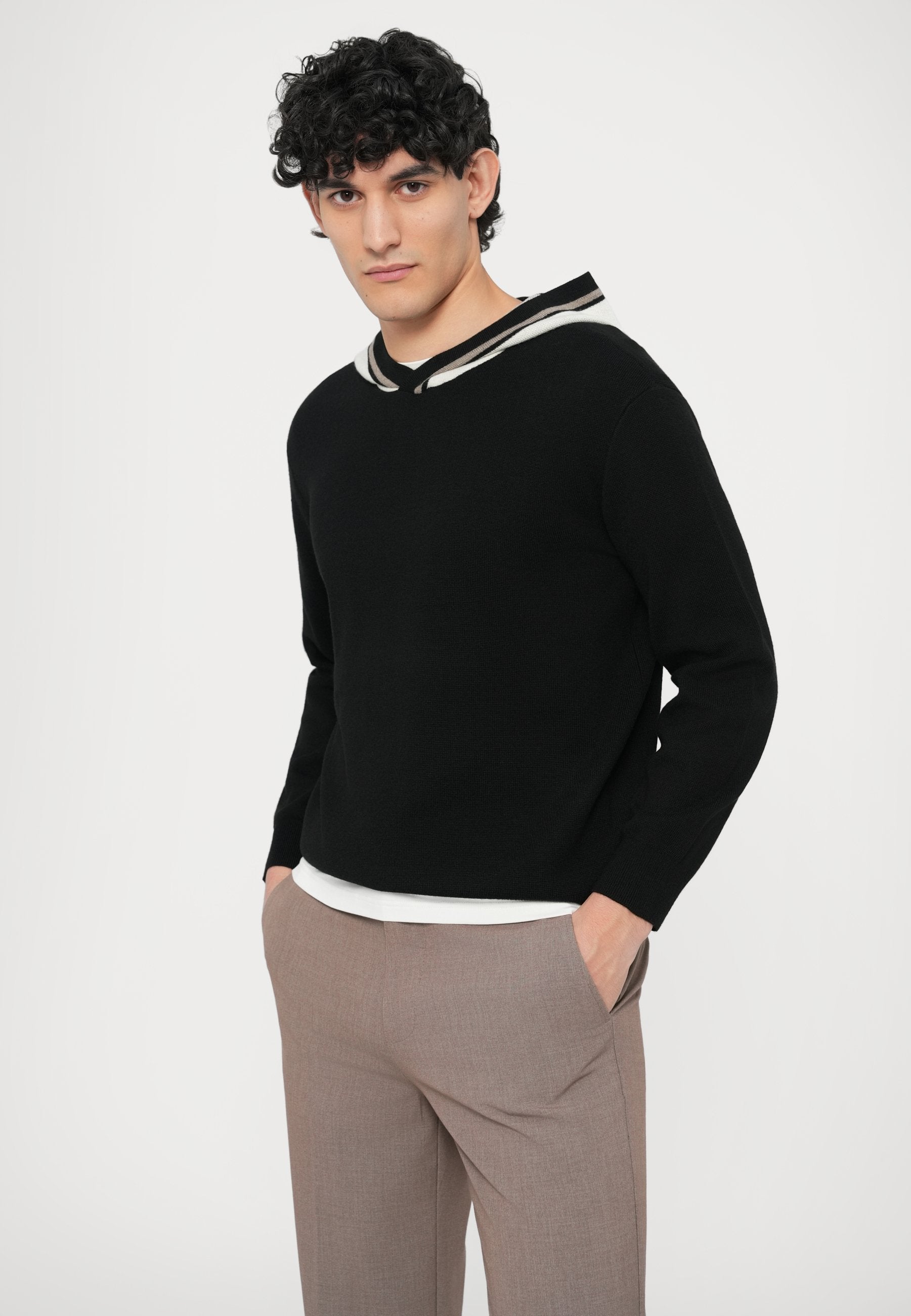 PULLOVER - Hoodie - black