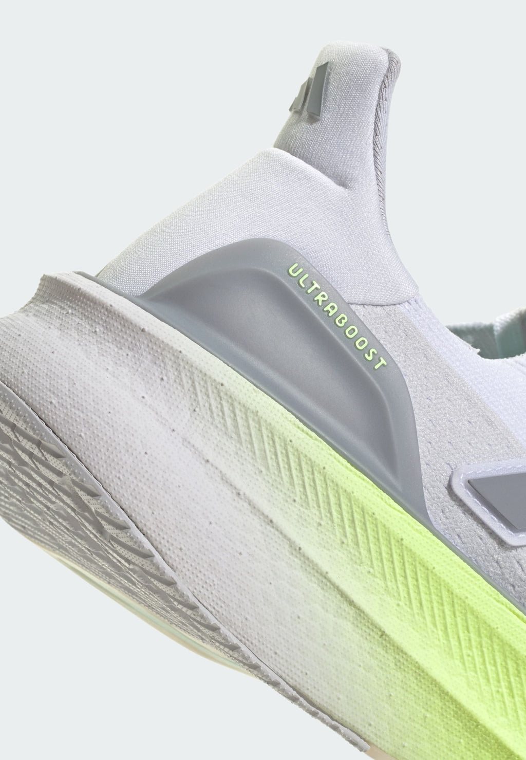 ULTRABOOST 5 - Road running shoes - cloud white   halo silver   flash aqua