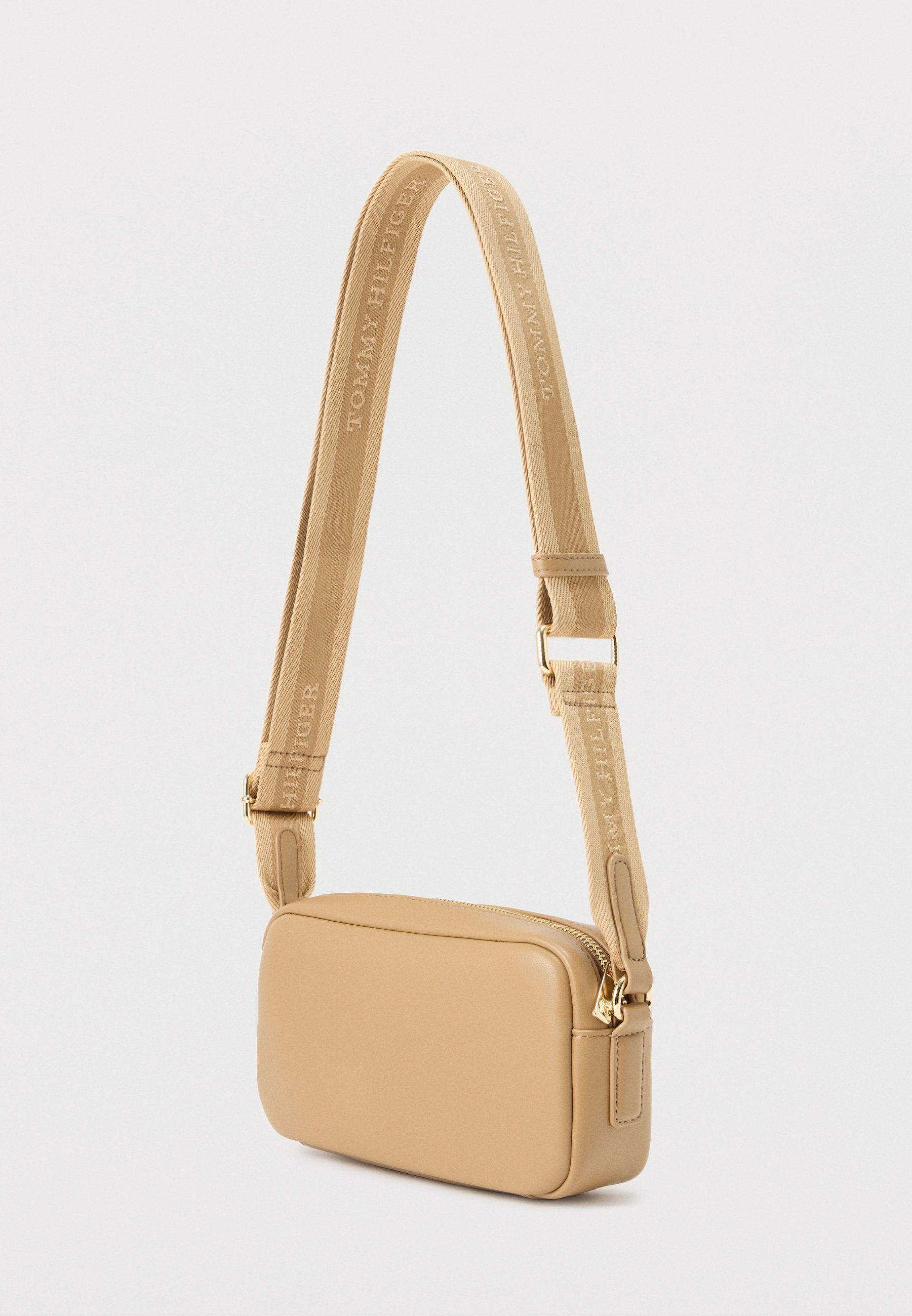 TH ESSENTIAL CAMERA BAG - Cross body bag - safari