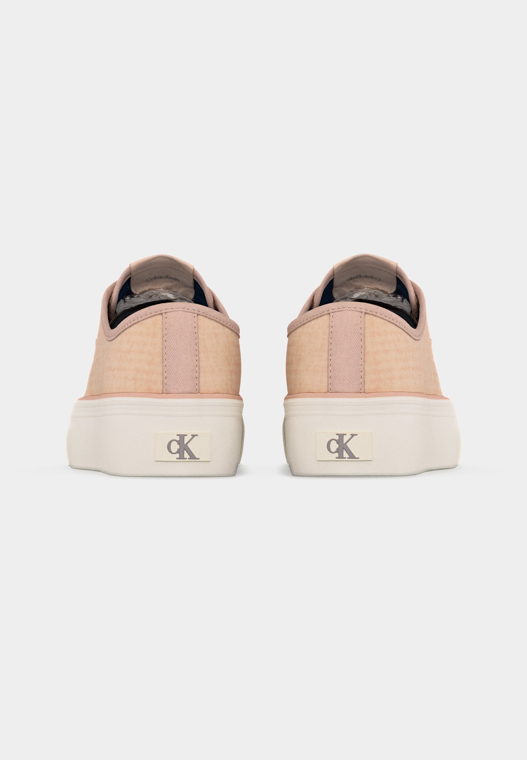 Trainers - whisper pink/key largo