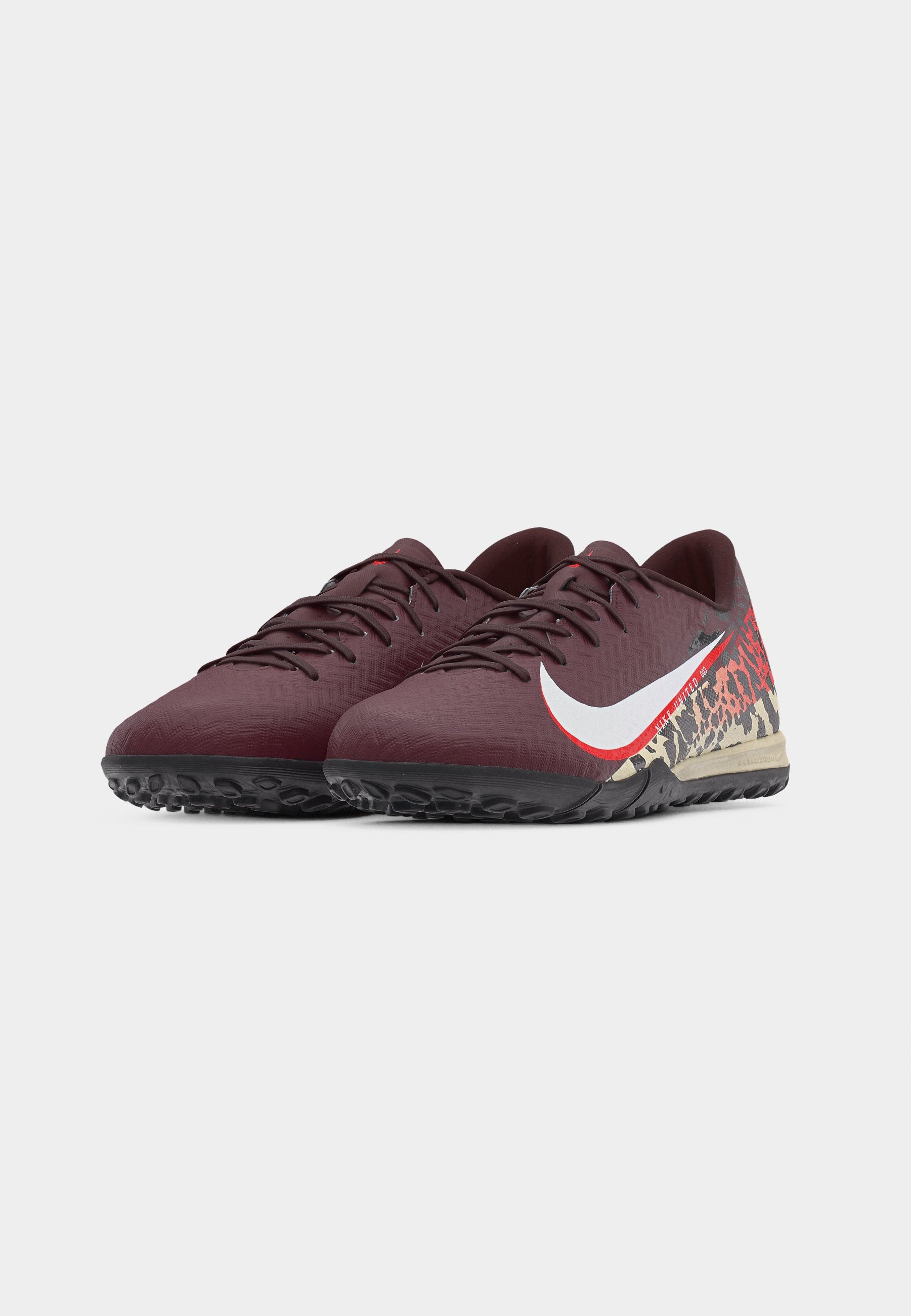 MERCURIAL VAPOR 16 ACADEMY UNITED TF UNISEX - Turf football boots - burgundy crush/metallic silver-coloured/university red/fossil