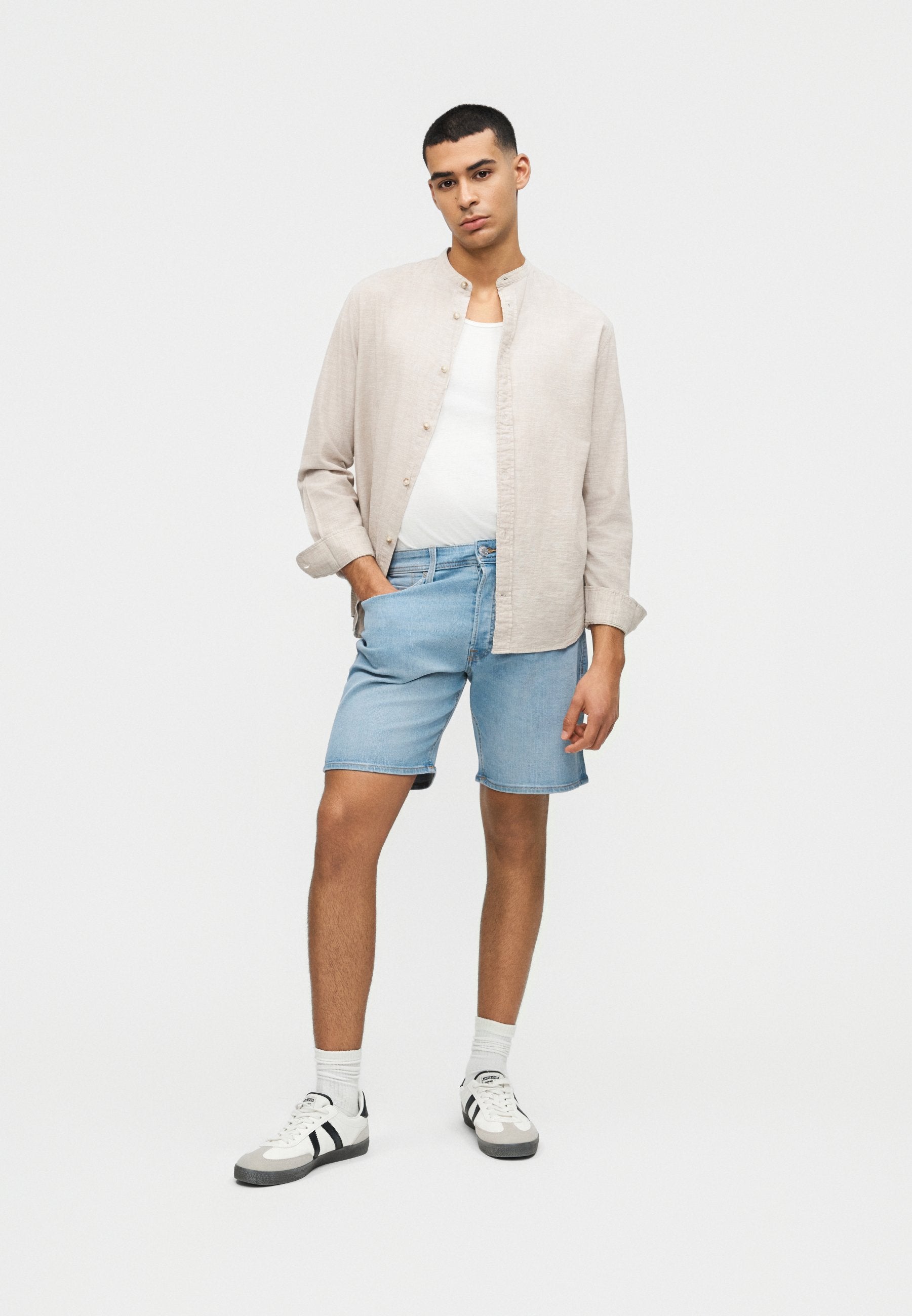 JJIRICK JJORIGINAL - Denim shorts - blue denim