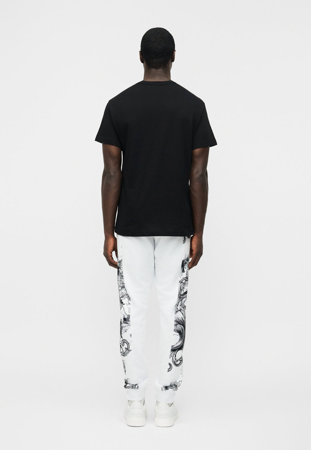 TRITON - Print T-shirt - black