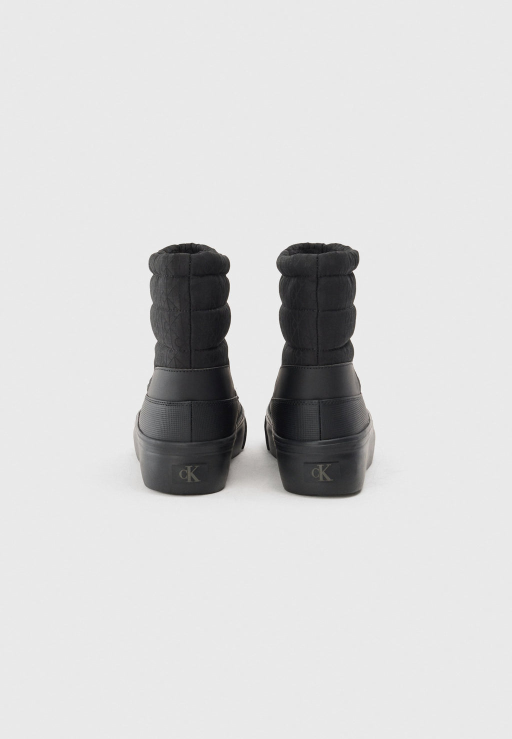 Winter boots - triple black