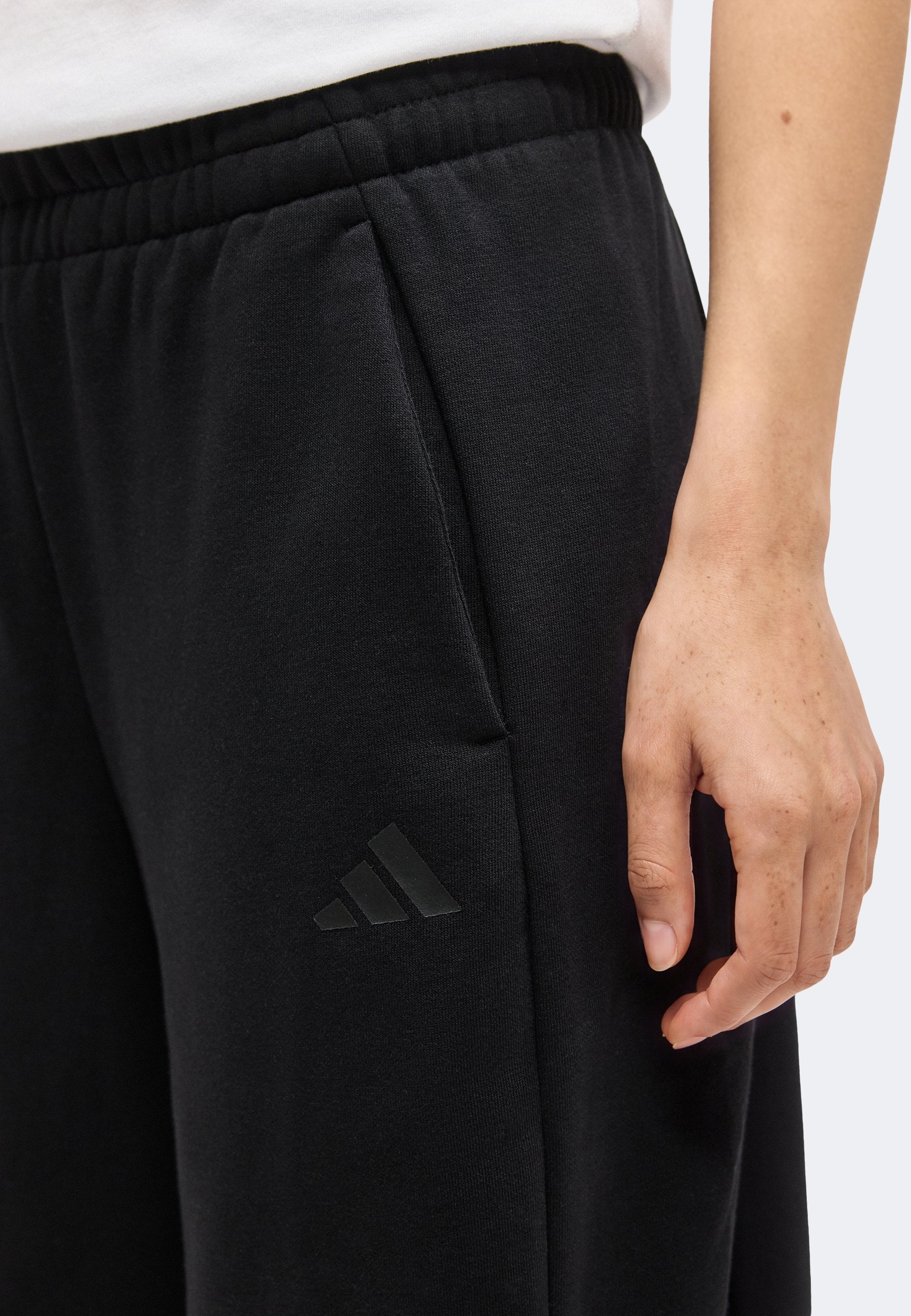 Tracksuit bottoms - black