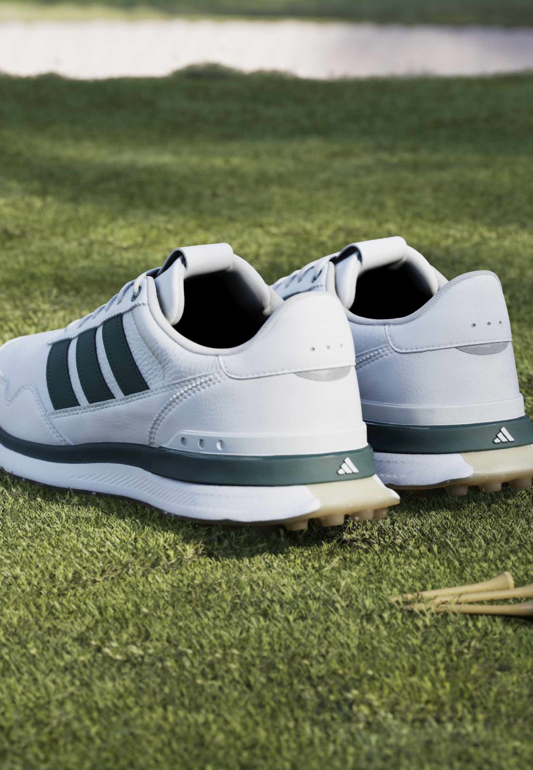 S2G 26 LEATHER - Chaussures de golf (sans crampons) - blanc nuage/vert collégial/gomme