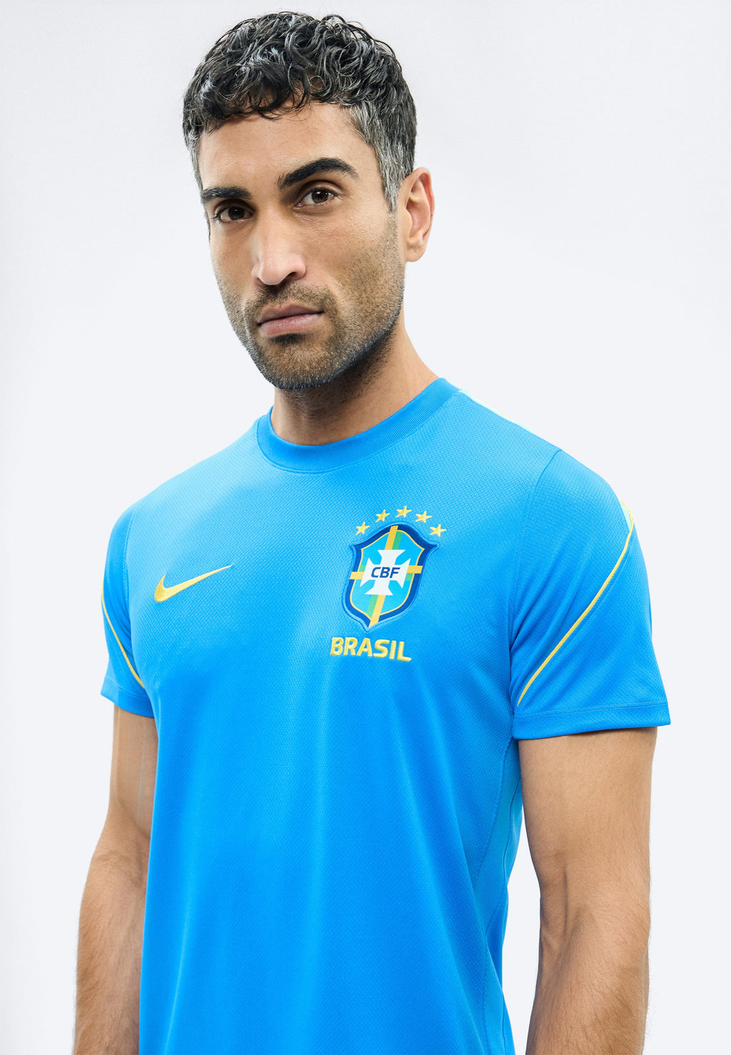 قميص البرازيل - ملابس المنتخب الوطني - أزرق فاتح/أخضر مينا/ذهب متوسط