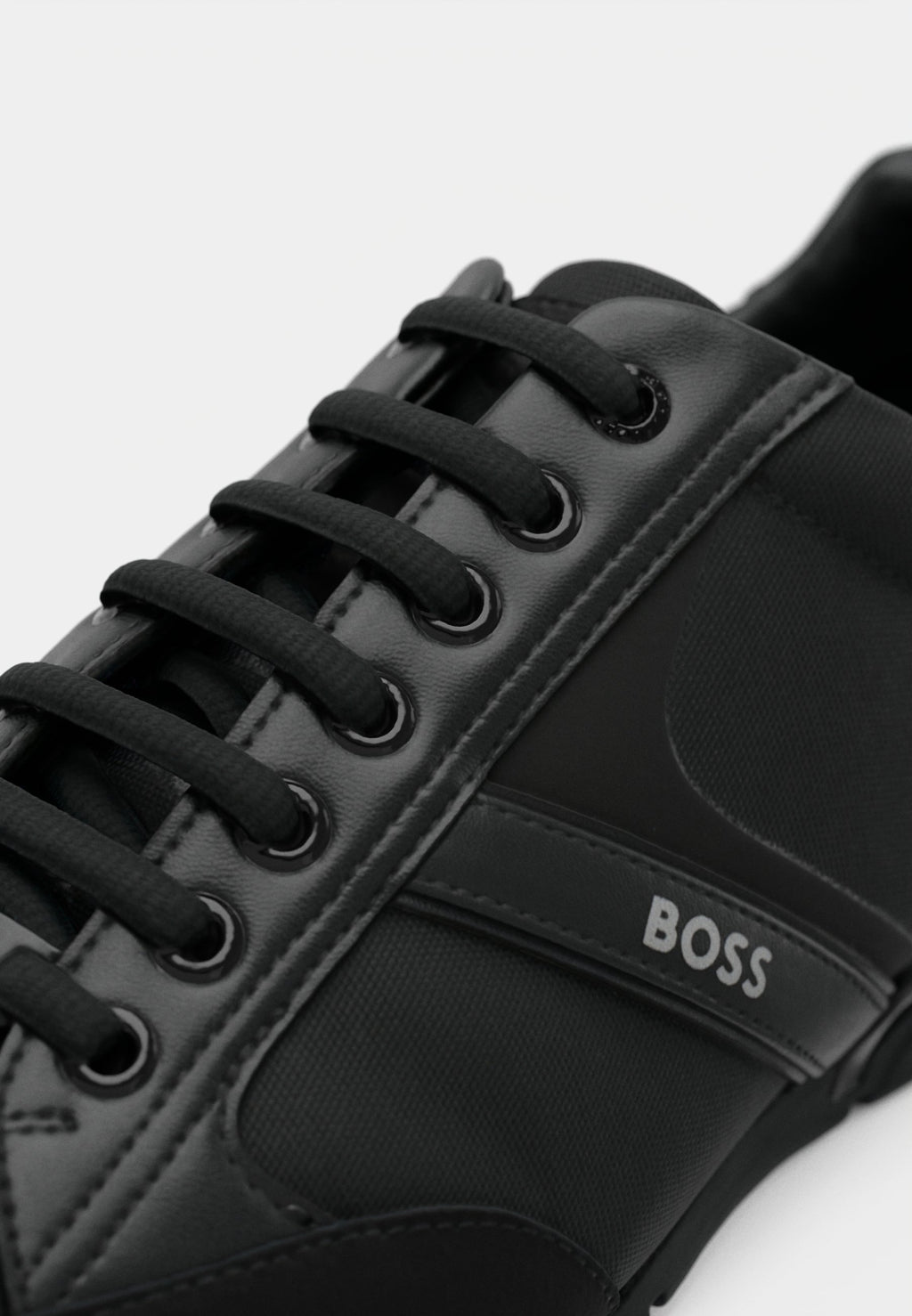 SATURN - Trainers - black