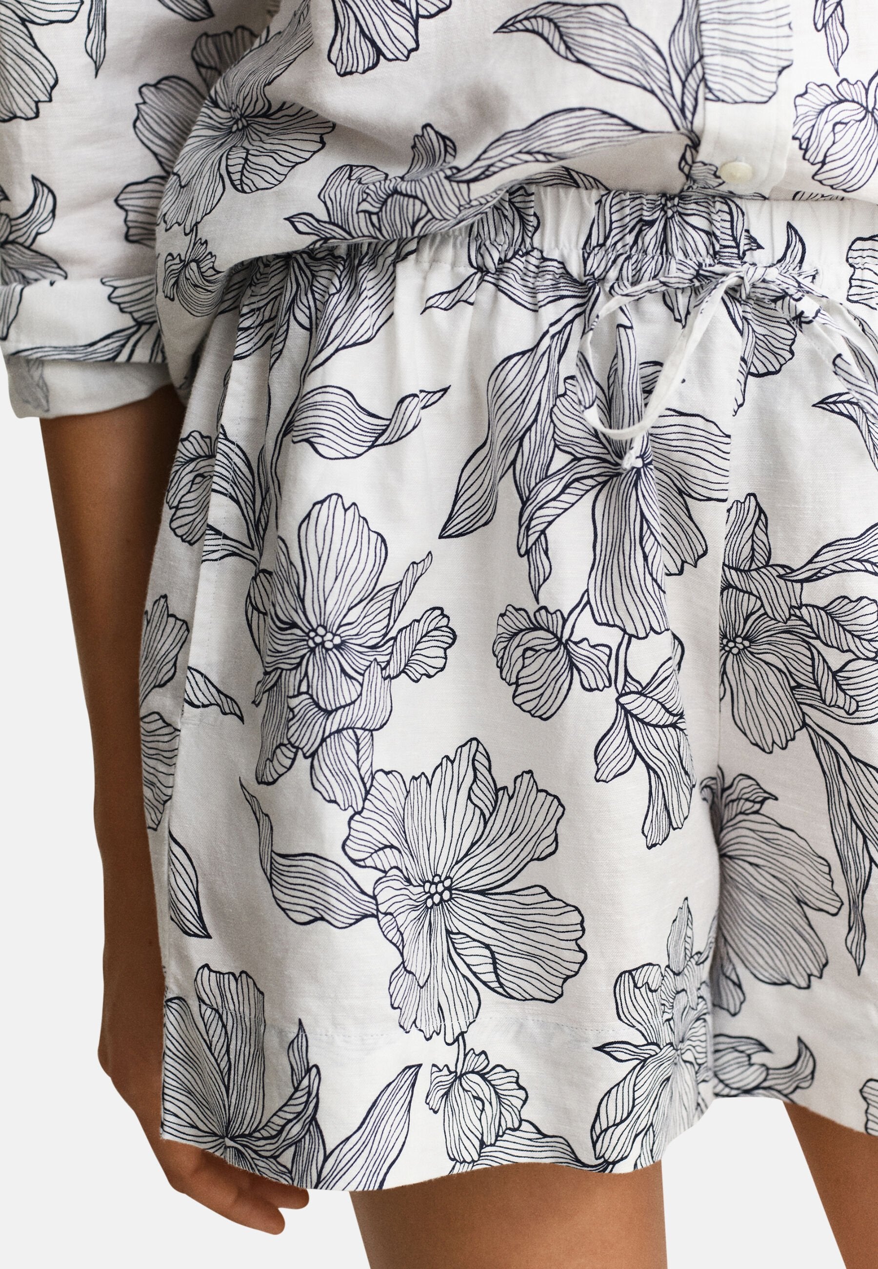 FLORAL PRINT PULL ON - Shorts - evening blue