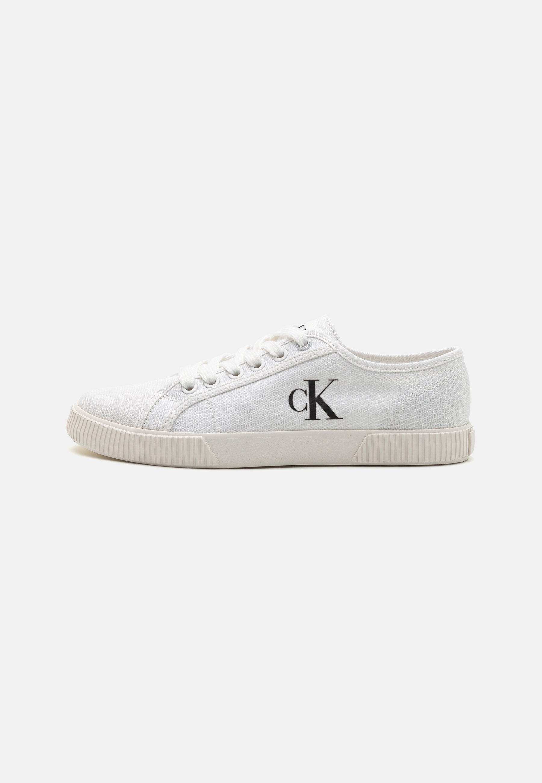 Trainers - triple bright white