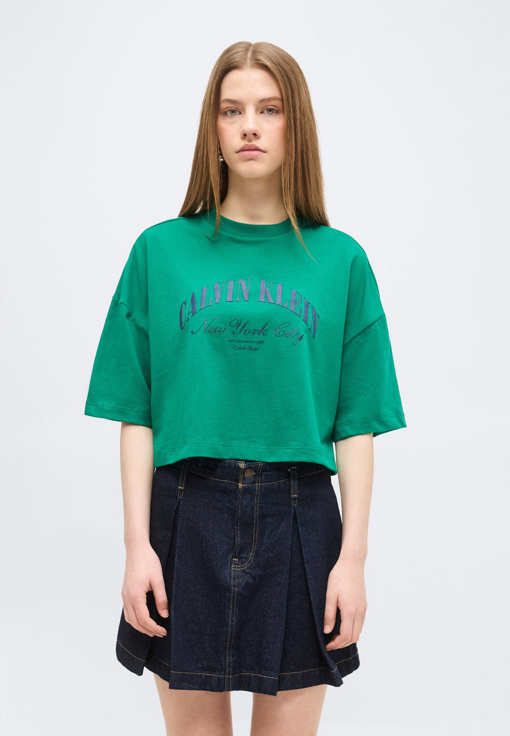 CROPPED BOXY HERITAGE CREST - Print T-shirt - enchanted forest