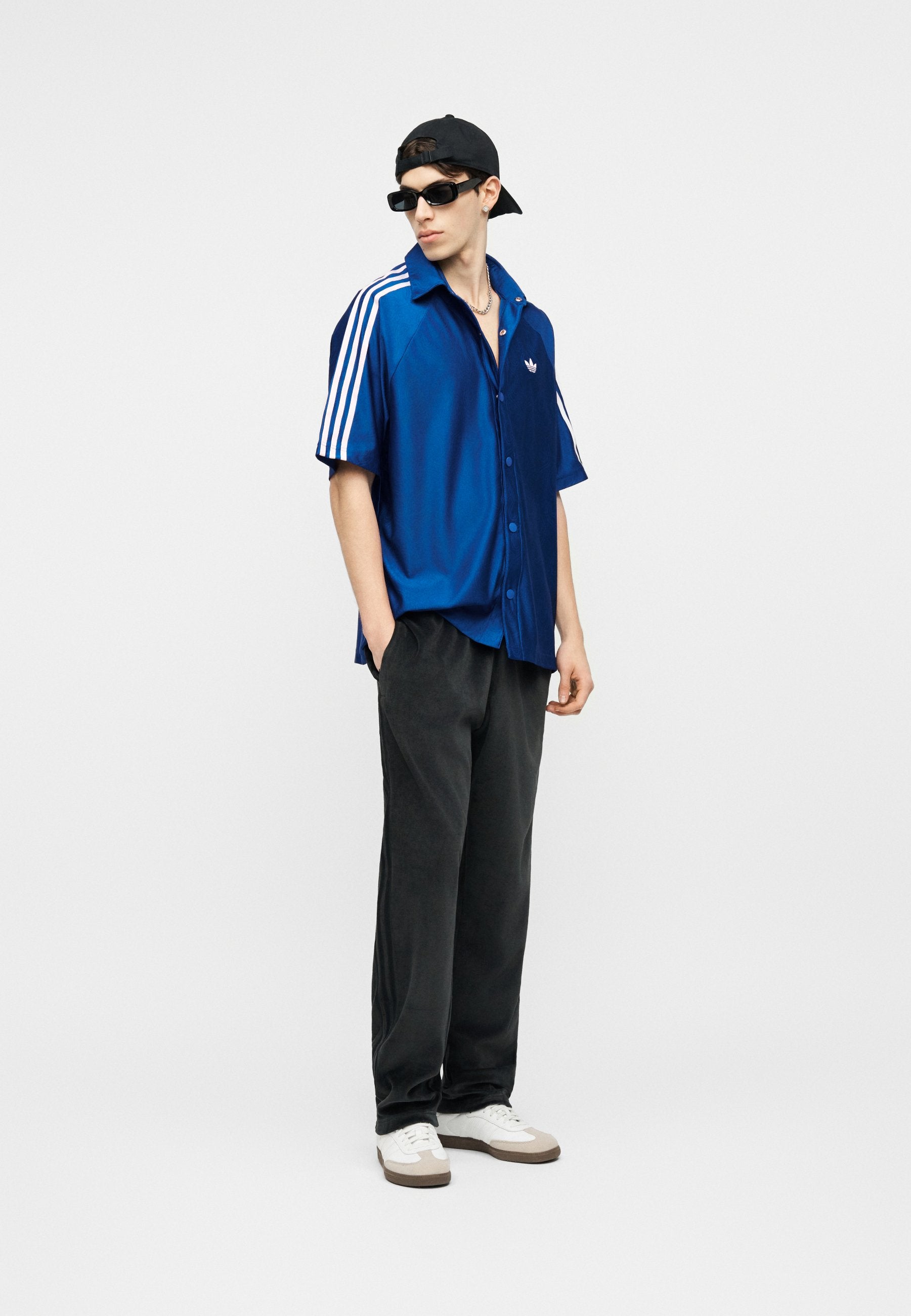 Shirt - bold blue