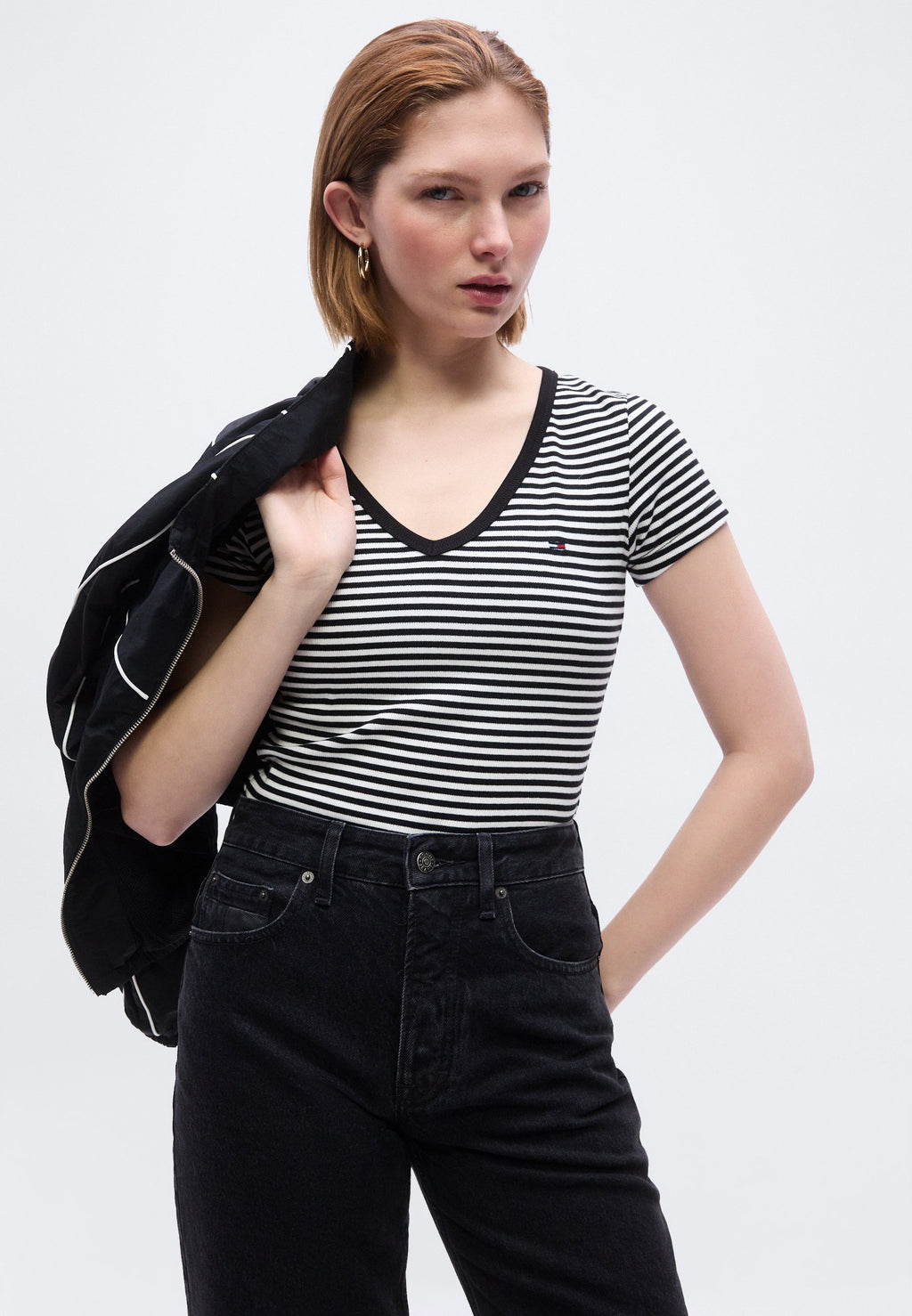 TEE-SHIRT CÔTELÉ COL V SLIM - T-shirt imprimé - black/écru