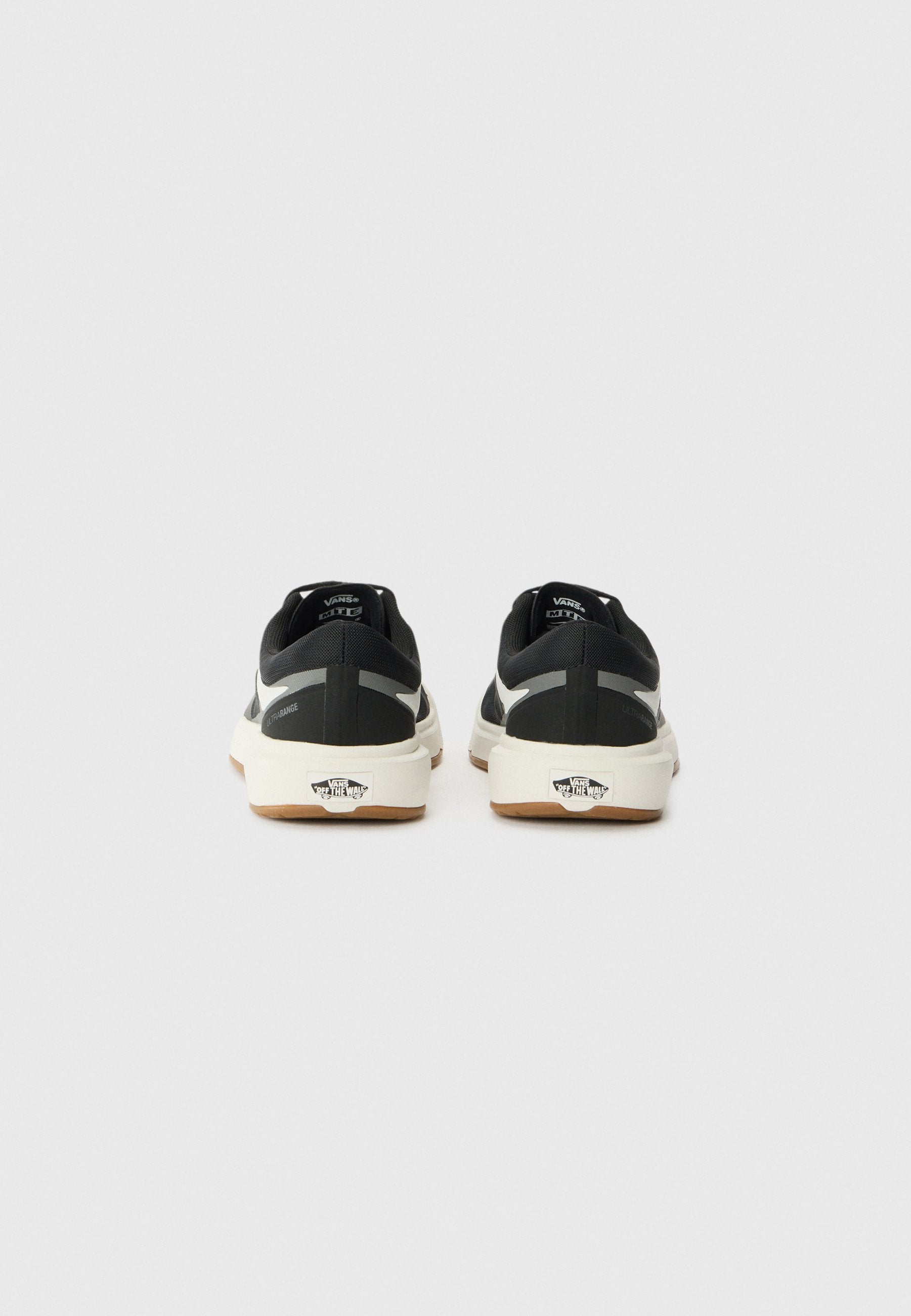 MTE ULTRARANGE 2.0 UNISEX - Trainers - black