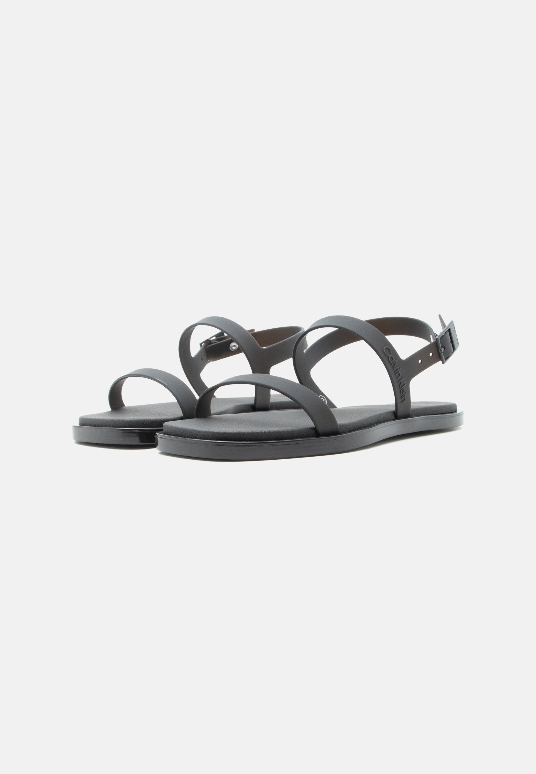 Pool slides - triple black