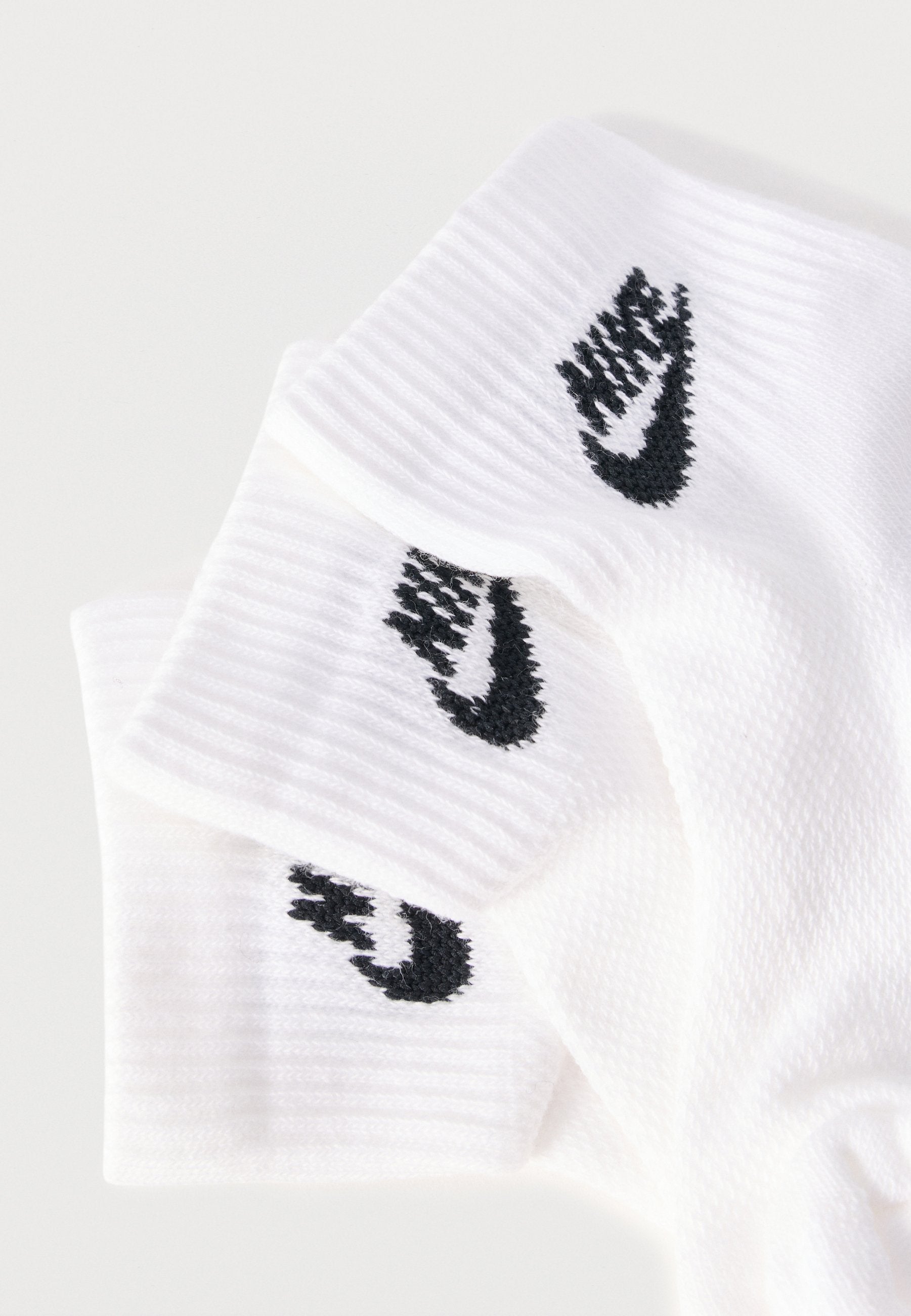 FUTRA UNISEX 3 PACK - Socks - white/black