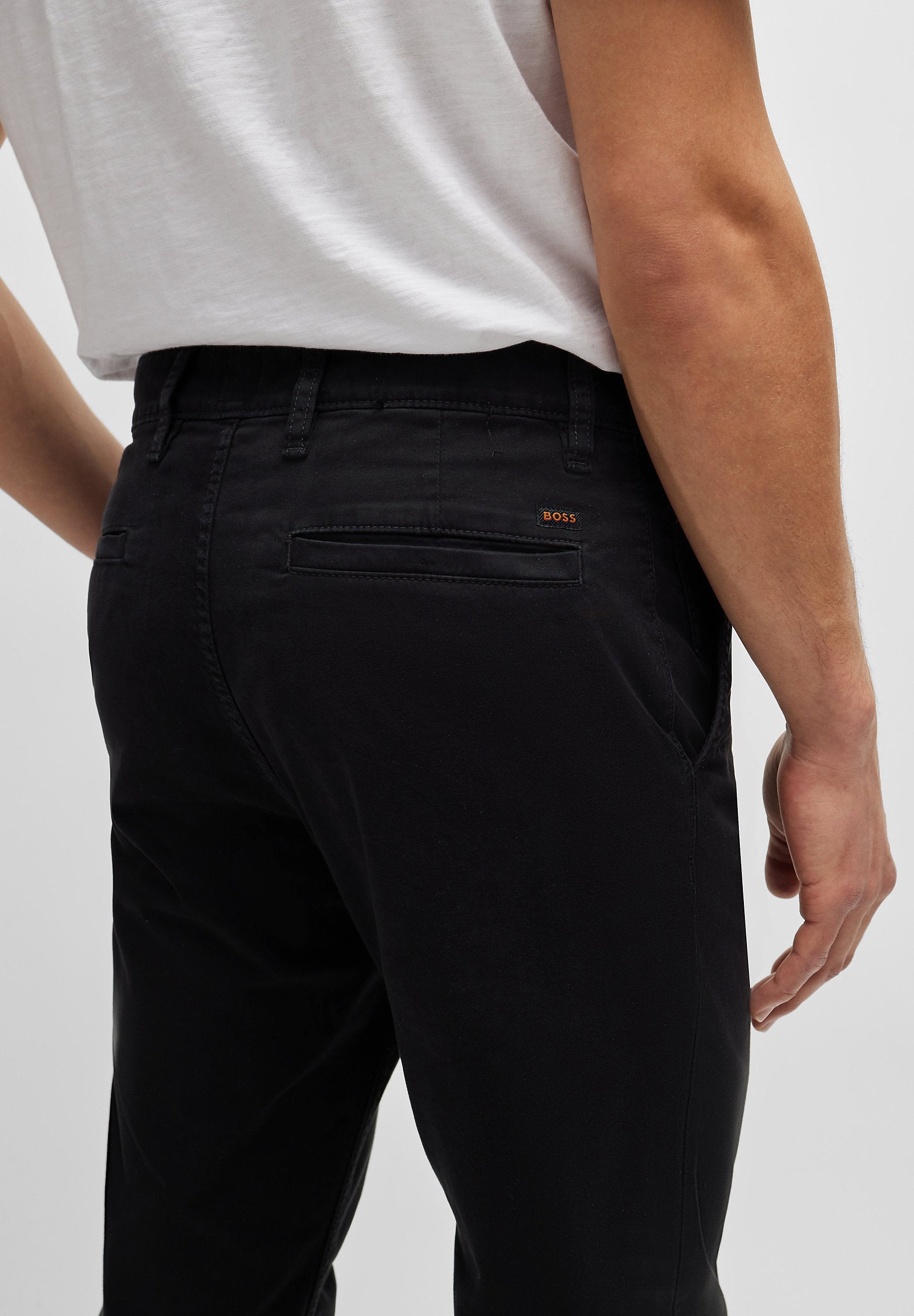 CHINO TAPERED - Chinos - black