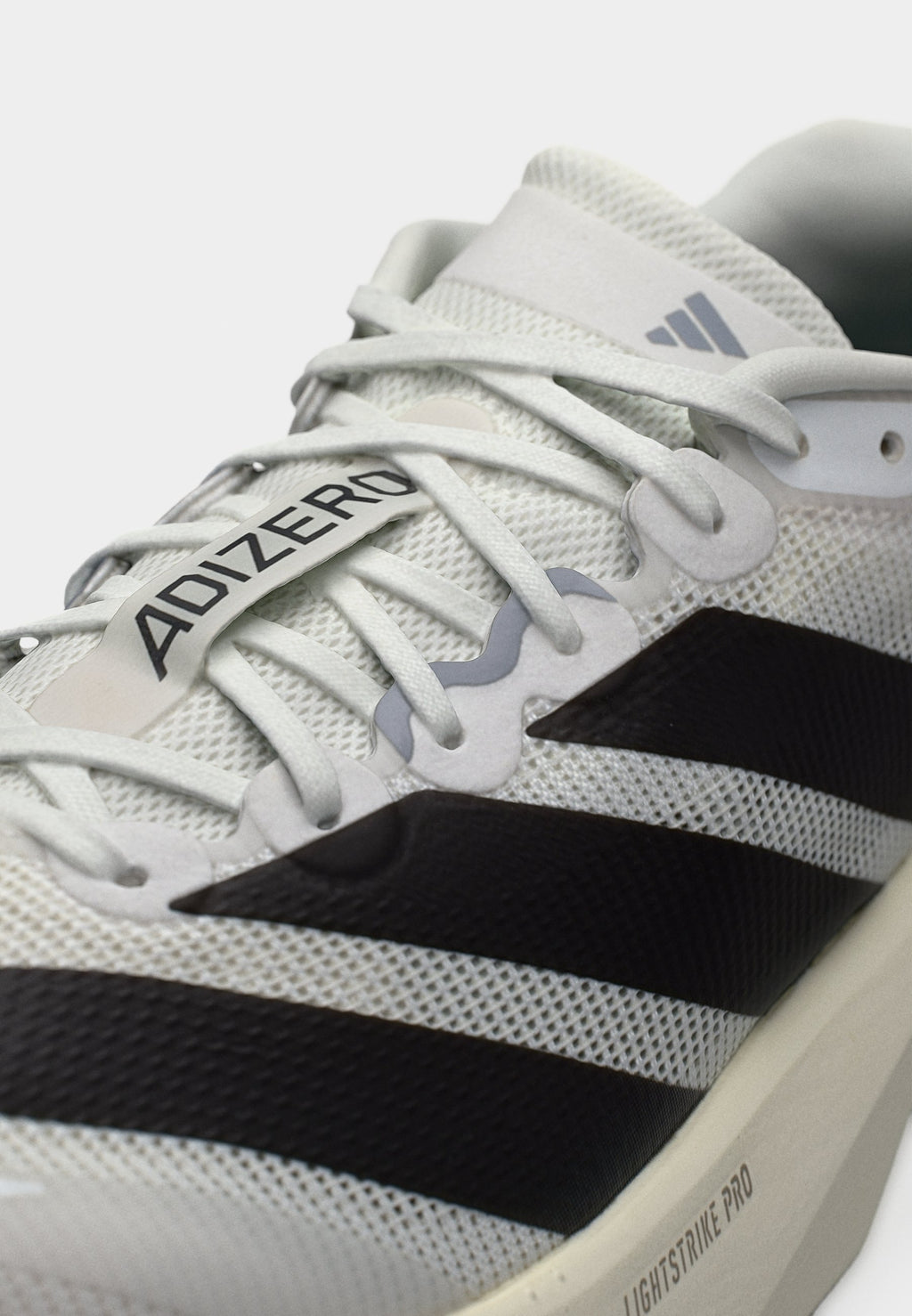 ADIZERO BOSTON 13 M - Chaussures de running sur route - white/core black/dash grey