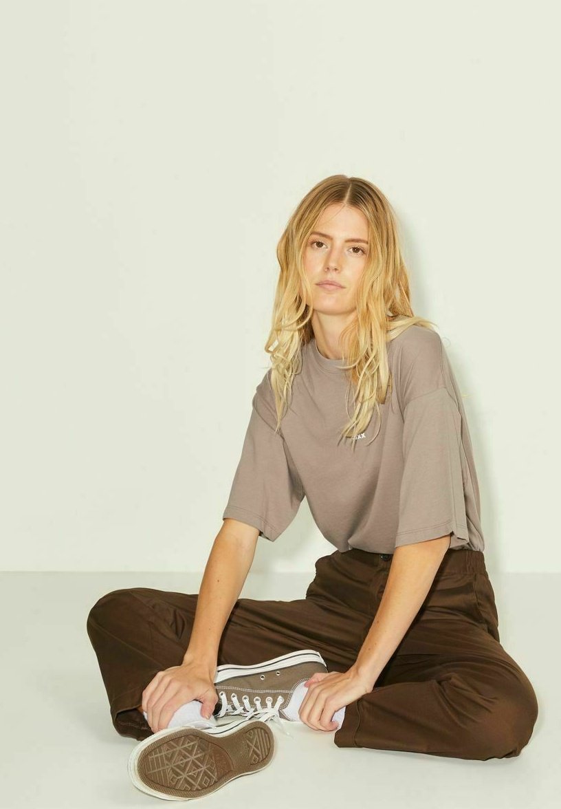 JXANDREA LOOSE TEE - Basic T-shirt - brindle