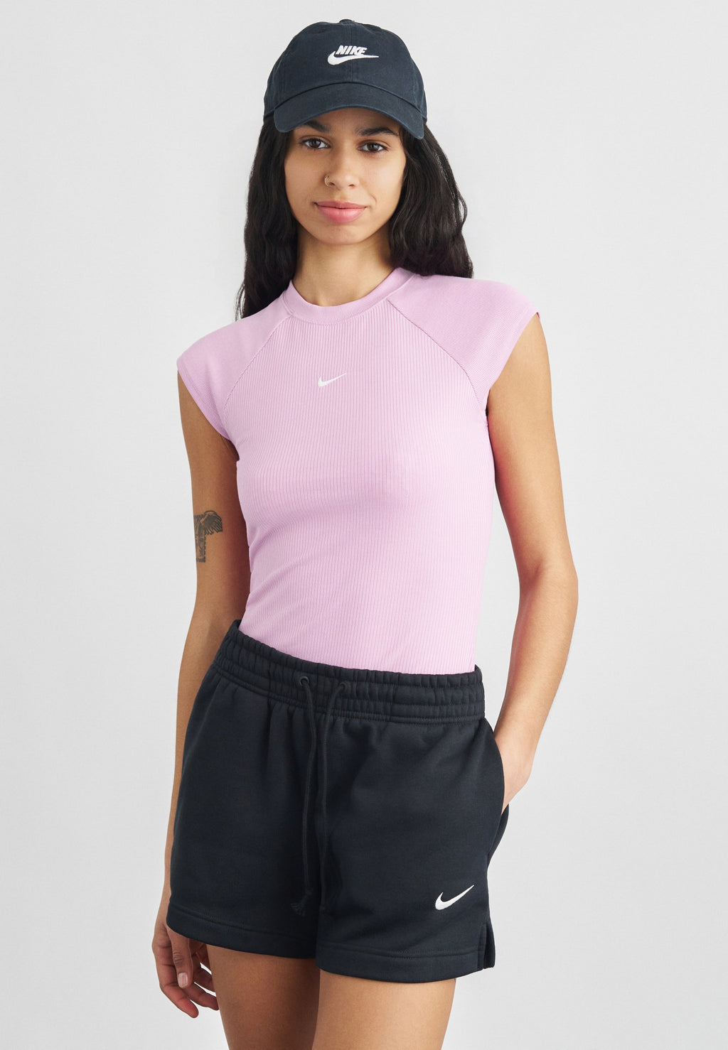 CHILL - Basic T-shirt - magenta/sail