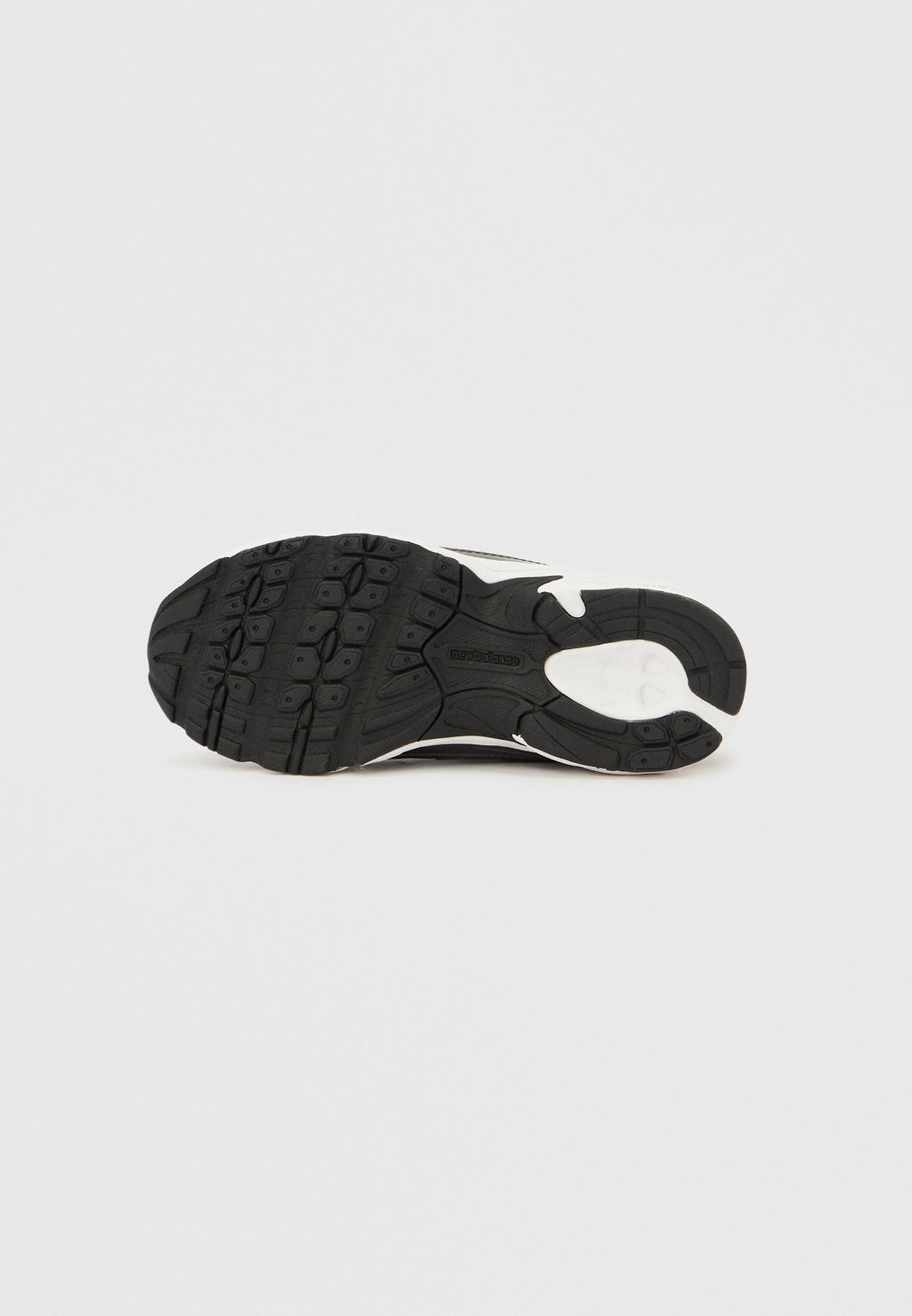 740 UNISEX - Trainers - black/violet crush