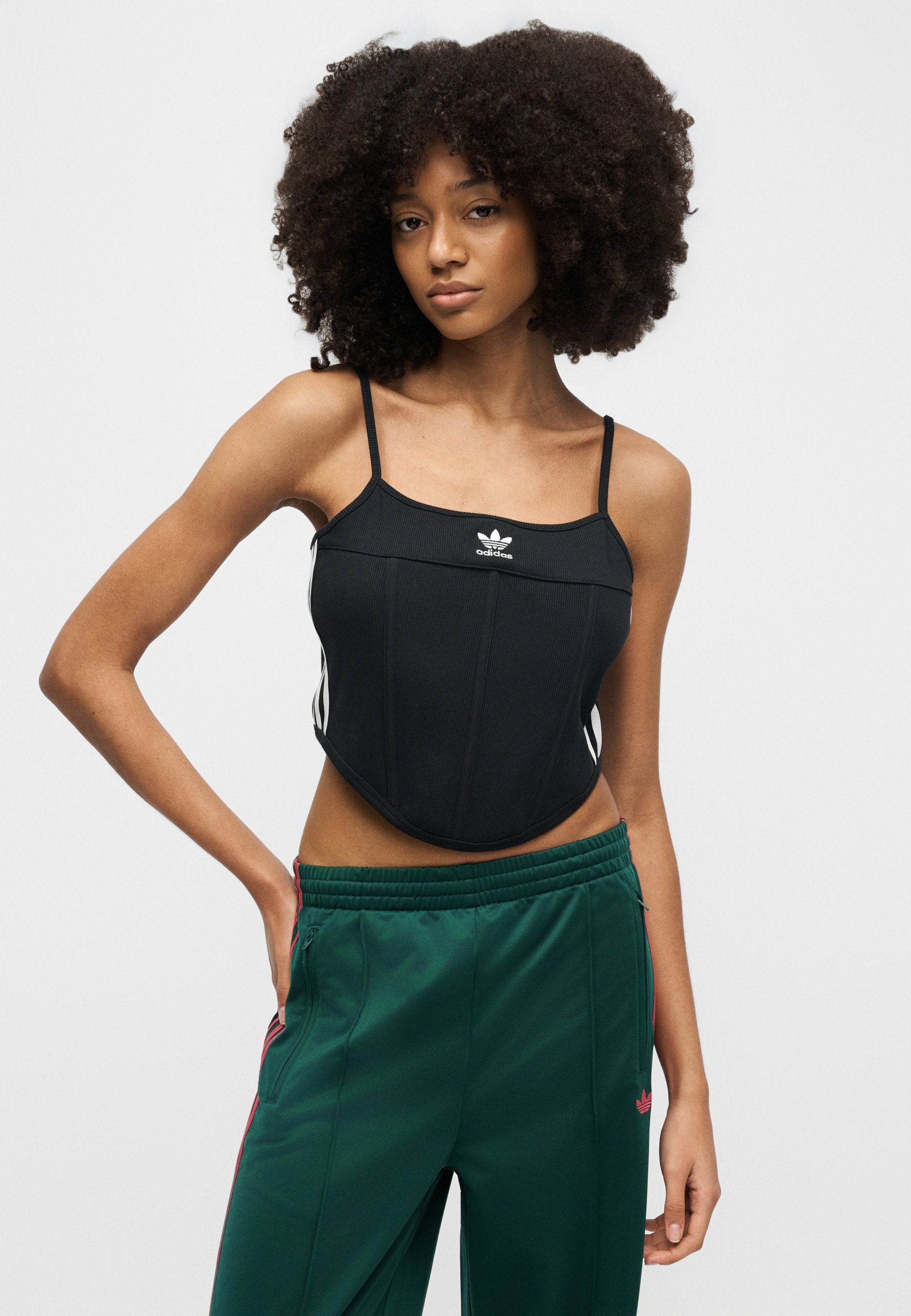 PANTALON DE SURVÊTEMENT FIREBIRD LOOSE - Bas de survêtement - vert université/magenta vif