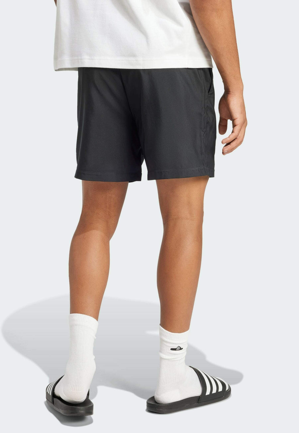 ESSENTIALS SMALL LOGO CHELSEA - Sports shorts - black white