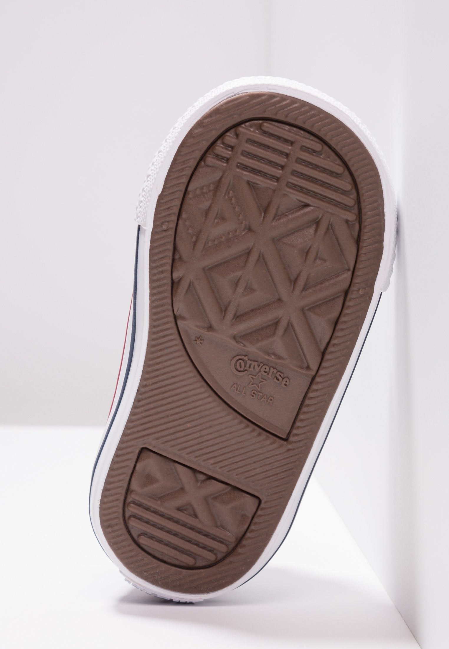 CHUCK TAYLOR ALL STAR 2V - Trainers - white