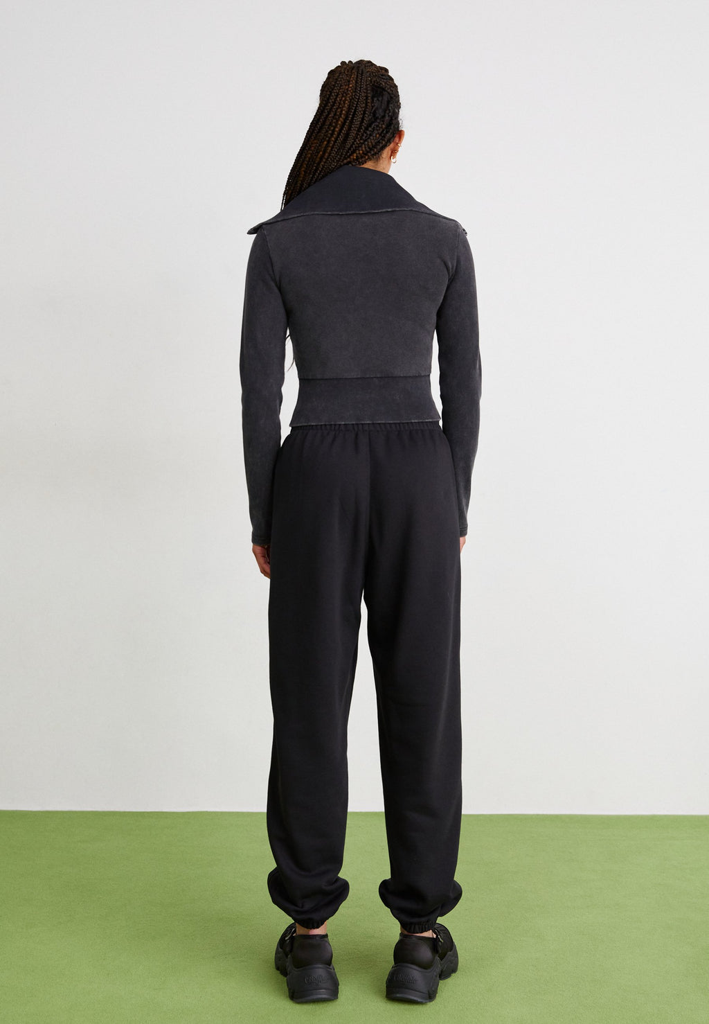 ESS JOGGERS - Tracksuit bottoms - black