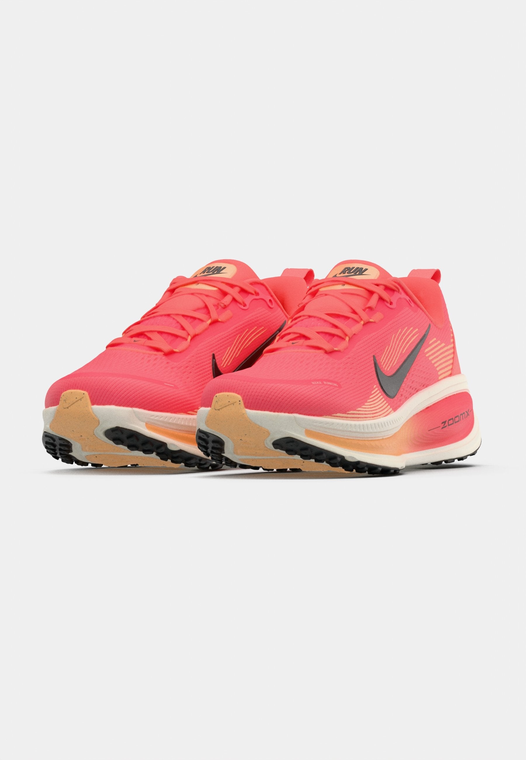 VOMERO 18 - Chaussures de running sur route - hot lava/black/chalk/orange pulse/orange chalk