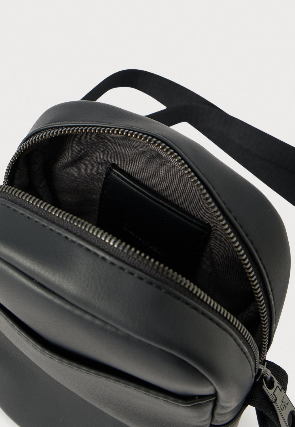 BOLD SLIM REPORTER - Cross body bag - black