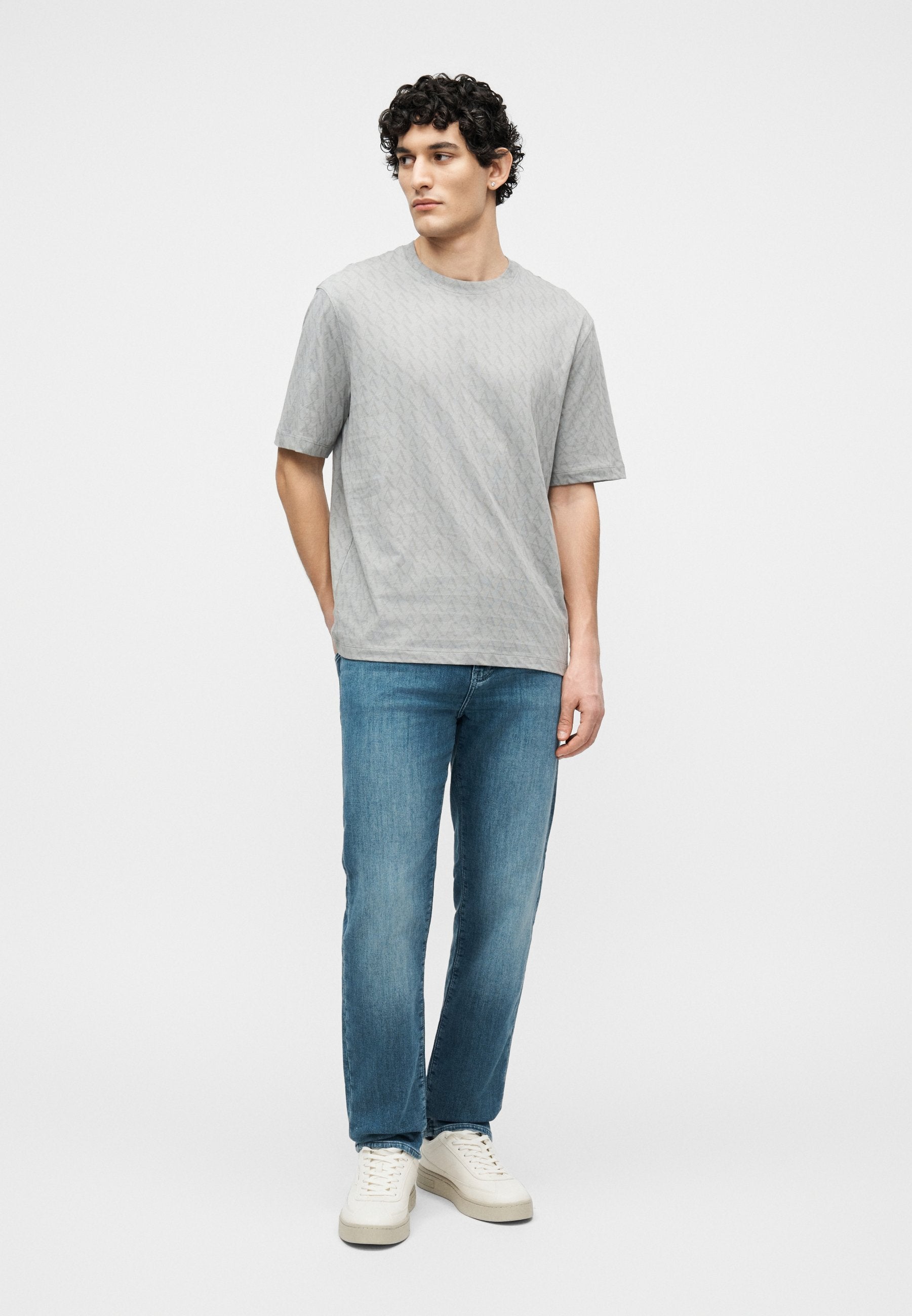 TEE-SHIRT À LOGO AX COUPE CLASSIQUE - T-shirt imprimé - chiseled stone/darker allover