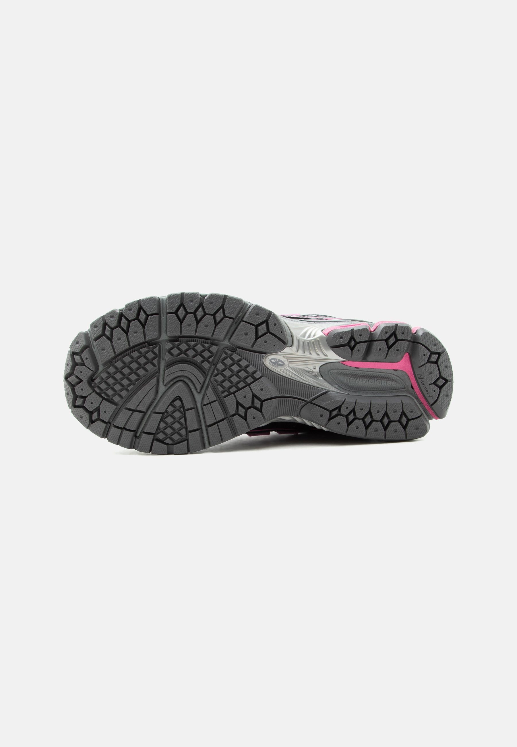 U1906 UNISEX - Trainers - pink