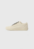 OLD SKOOL UNISEX - Skate shoes - taupe