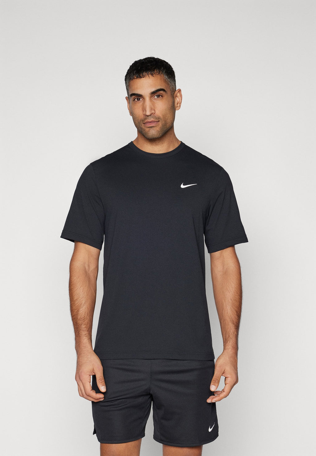 HYVERSE - Sports T-shirt - schwarz