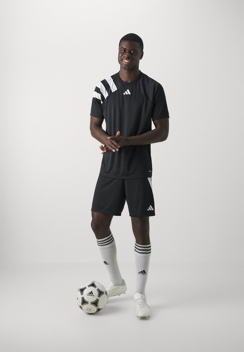 FORTORE 23 SHORT - Sports shorts - black/white