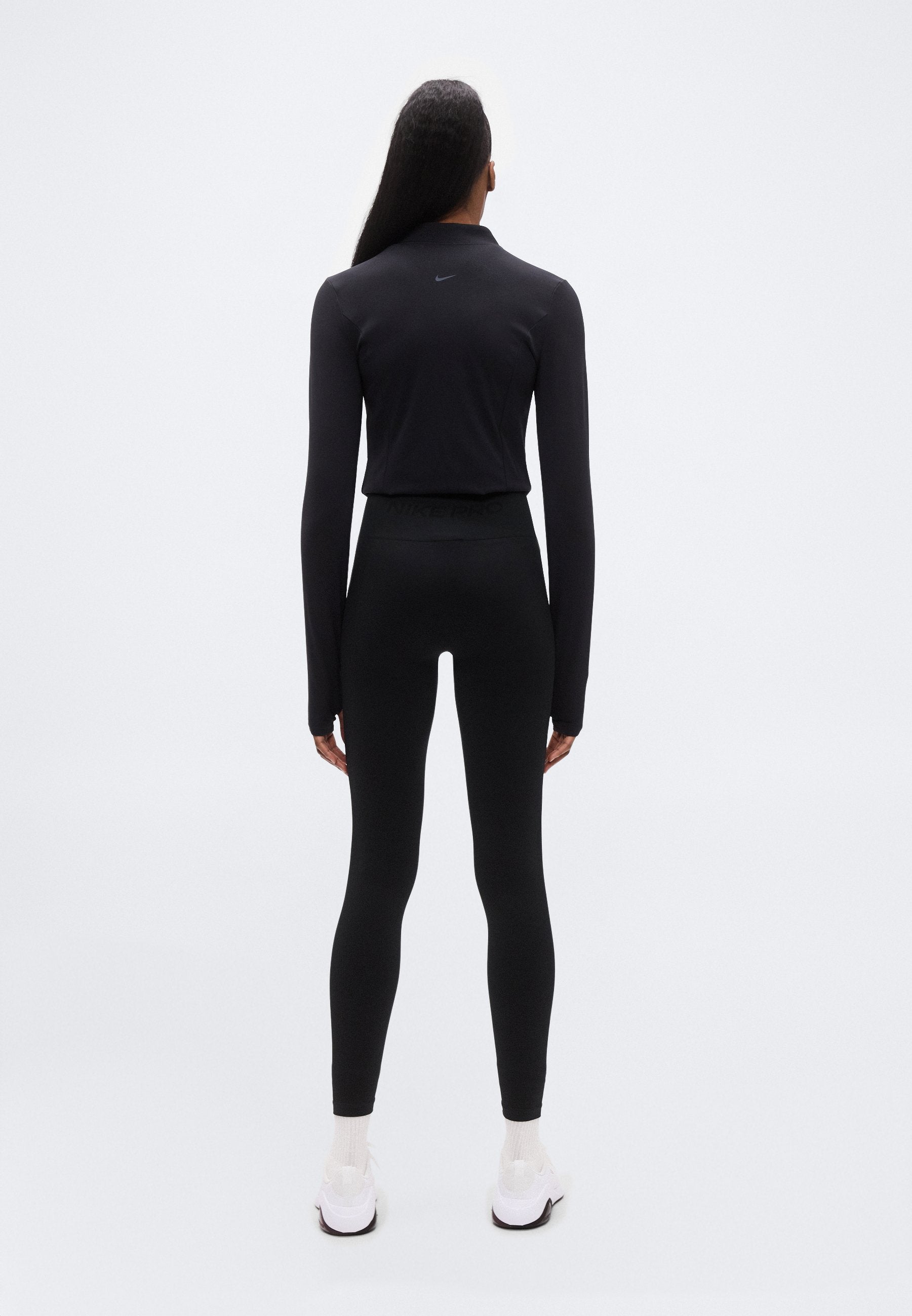 TIGHT - Leggings - black