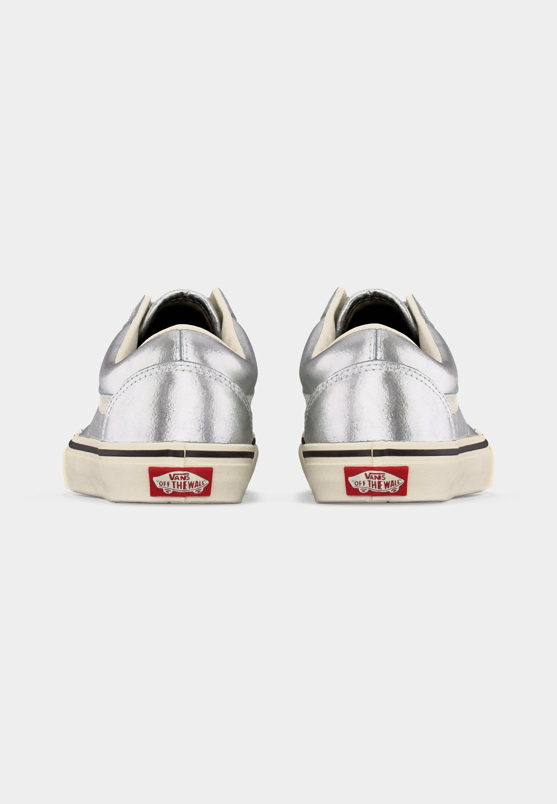 OLD SKOOL - Skate shoes - metallic silver-coloured
