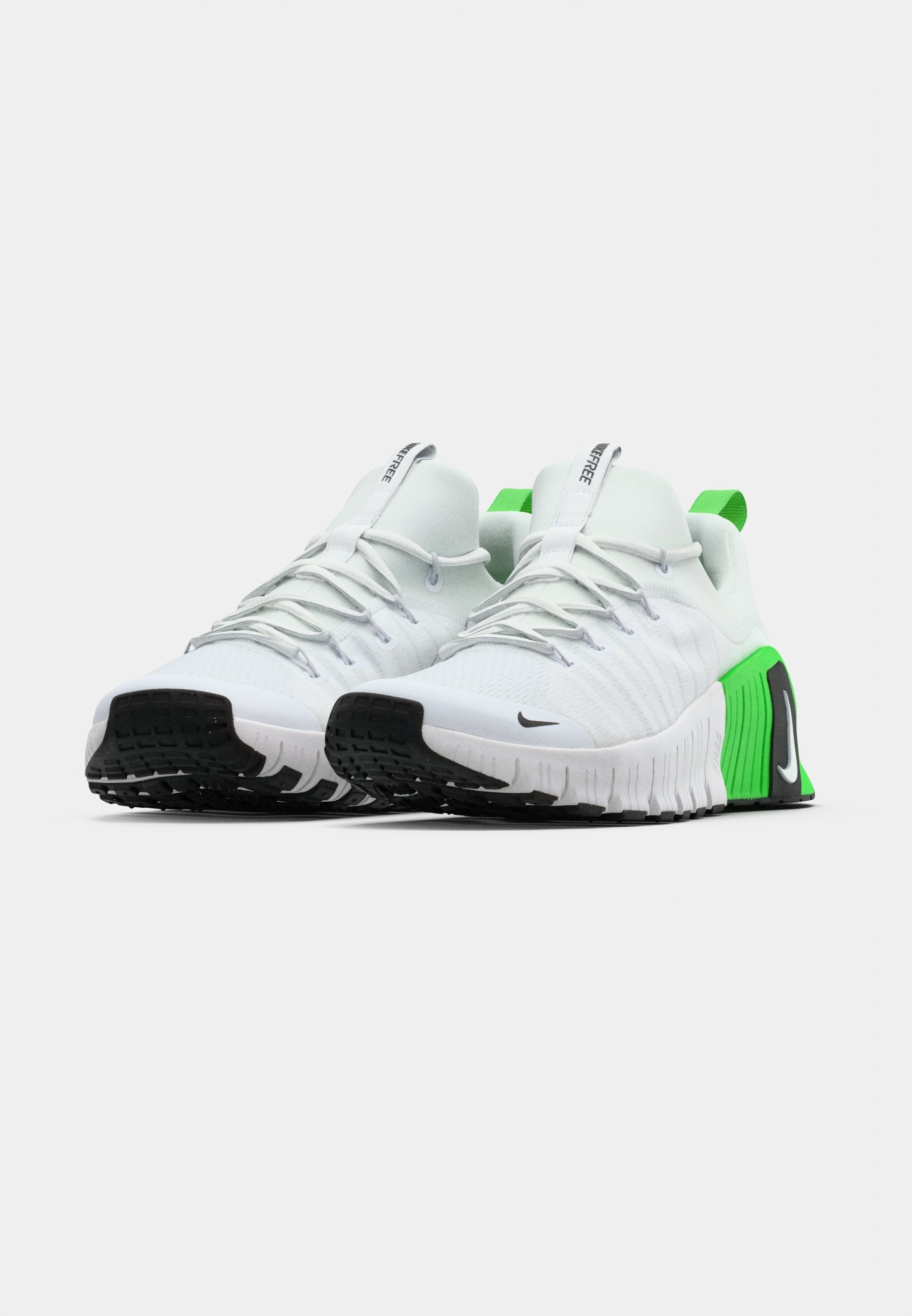 FREE METCON 6 - Training shoe - white/black/green strike