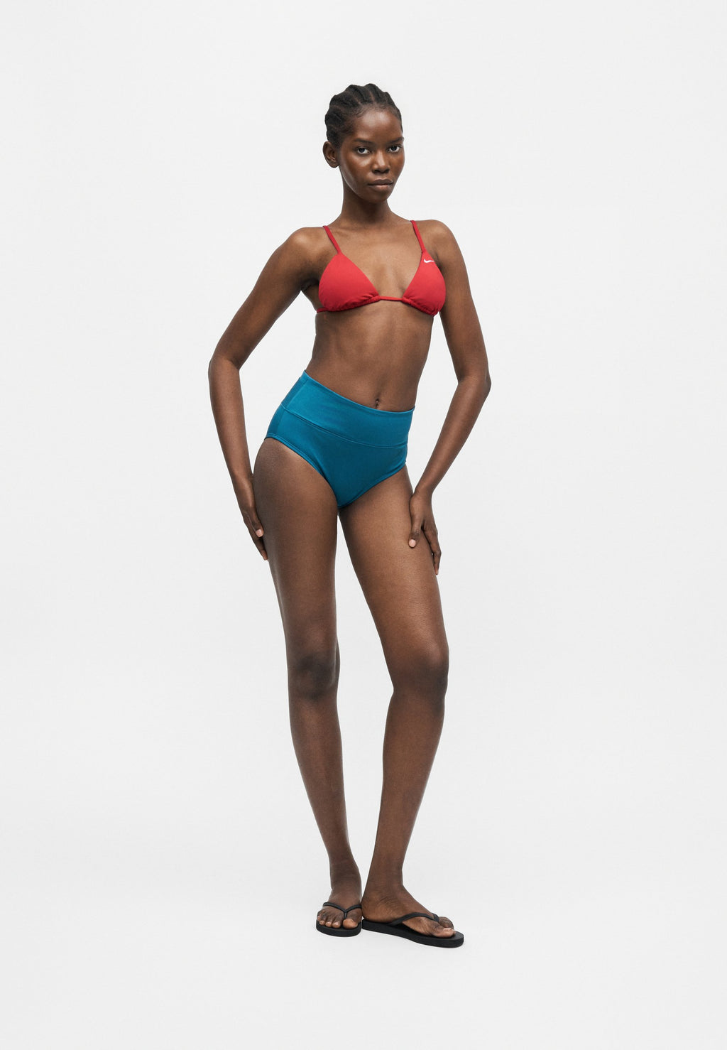 ESSENTIAL TRIANGLE - Bikini top - gym red