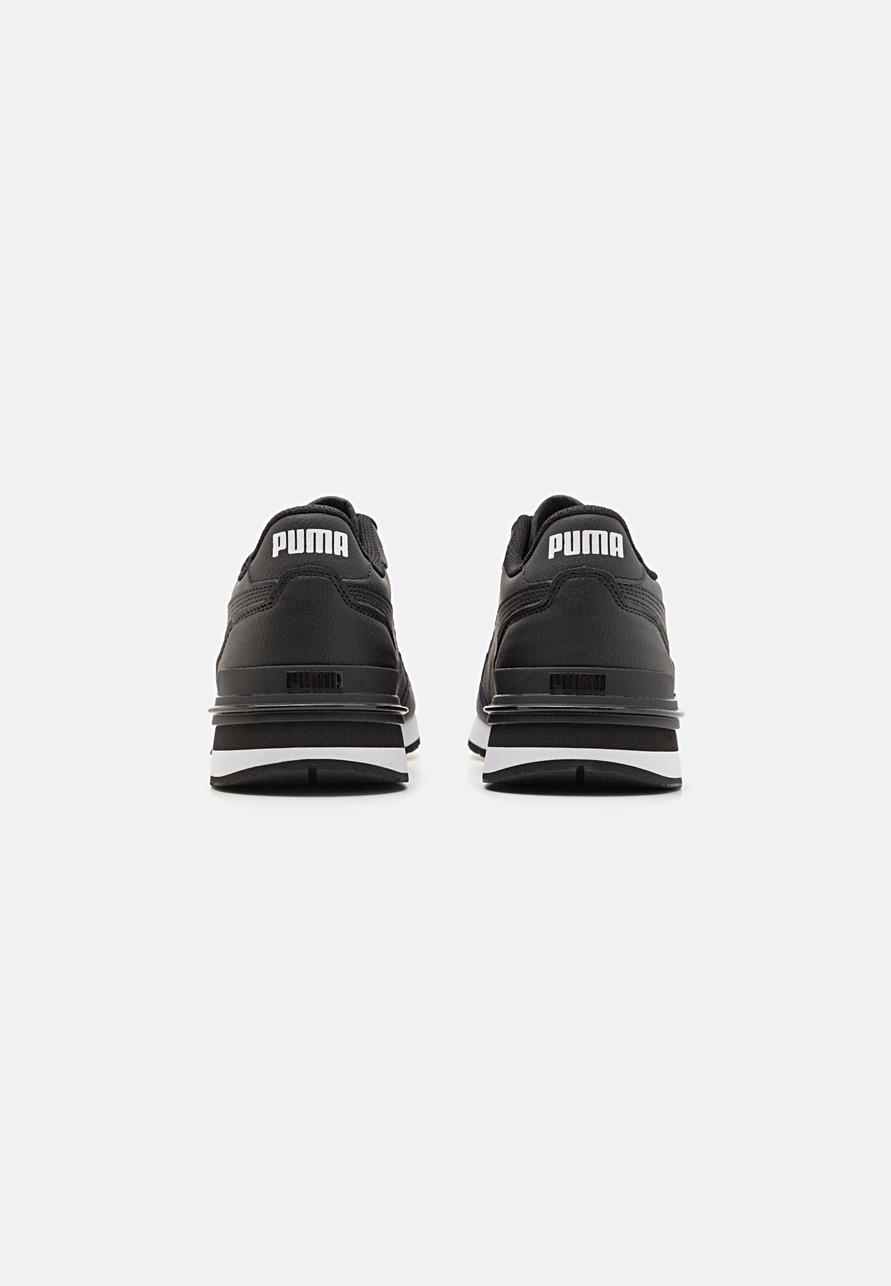 ST RUNNER V4 UNISEX - Trainers - black/white